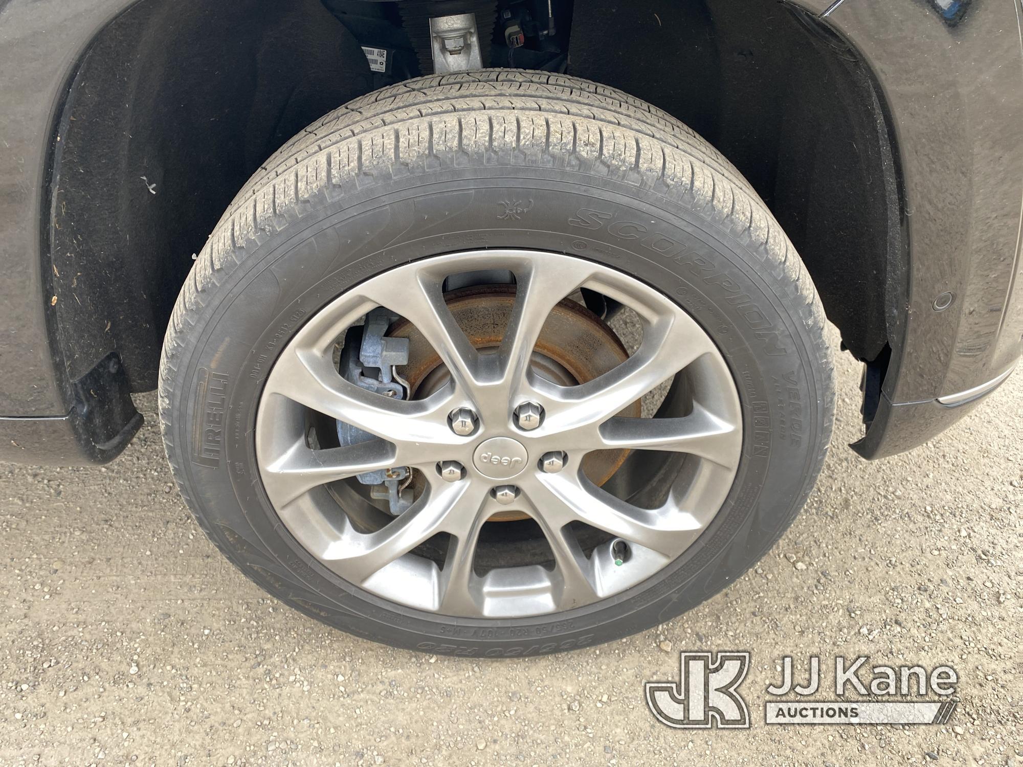 (Plymouth Meeting, PA) 2021 Jeep Grand Cherokee 4x4 4-Door Sport Utility Vehicle Runs & Moves, Minor