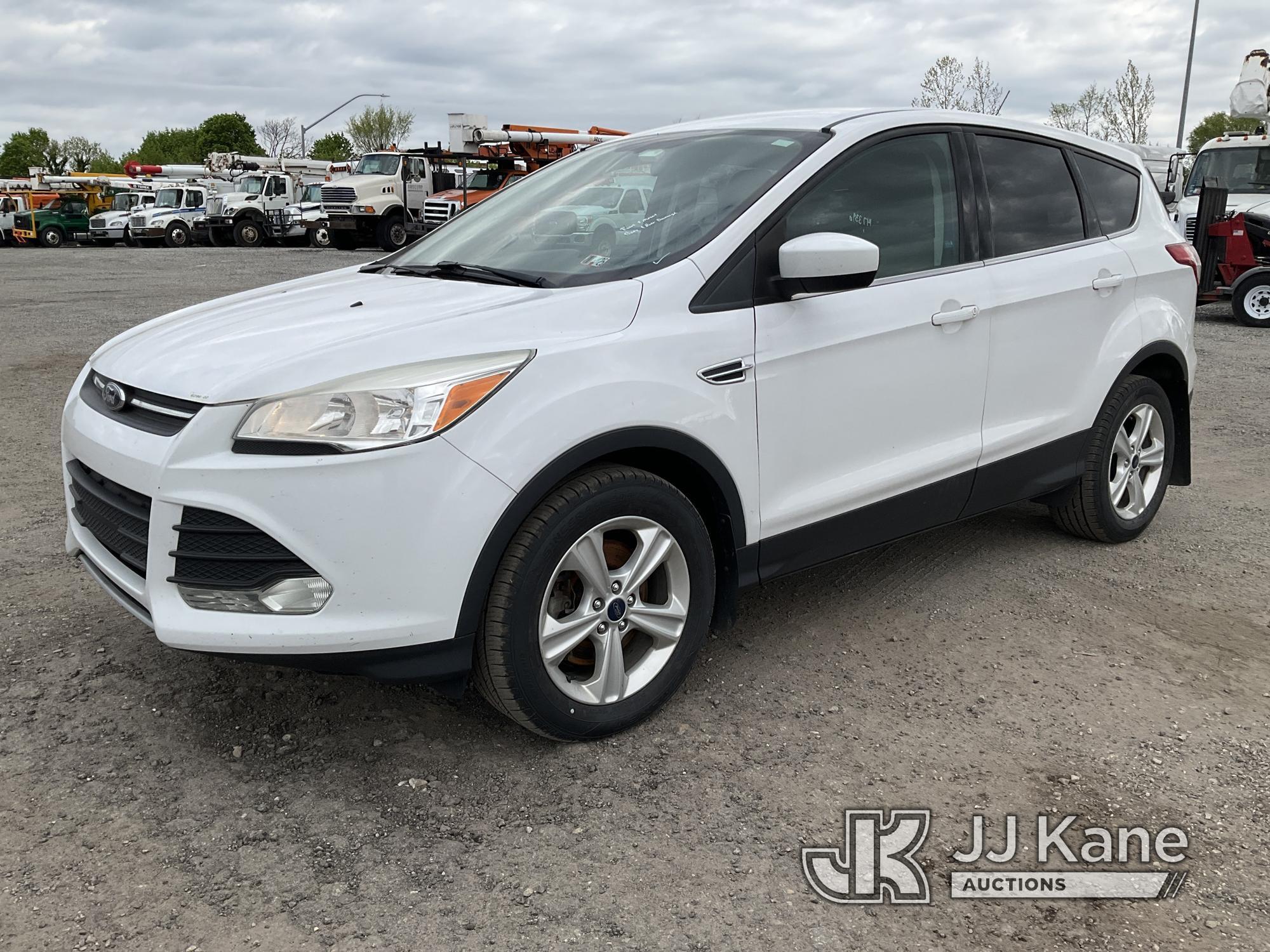 (Plymouth Meeting, PA) 2015 Ford Escape 4x4 4-Door Sport Utility Vehicle Runs & Moves, Body & Rust D