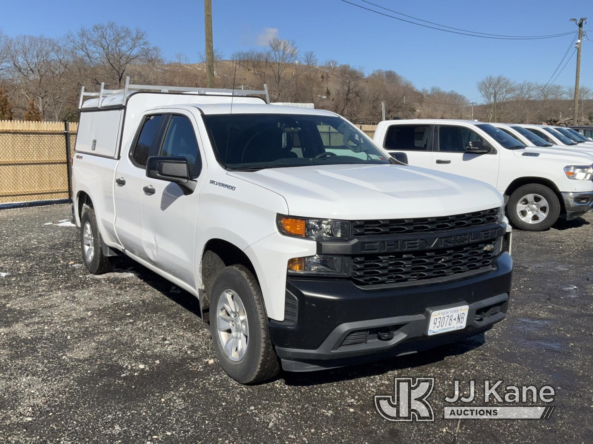 (Kings Park, NY) 2021 Chevrolet Silverado 1500 4x4 Extended-Cab Pickup Truck Runs & Moves, Body Dama