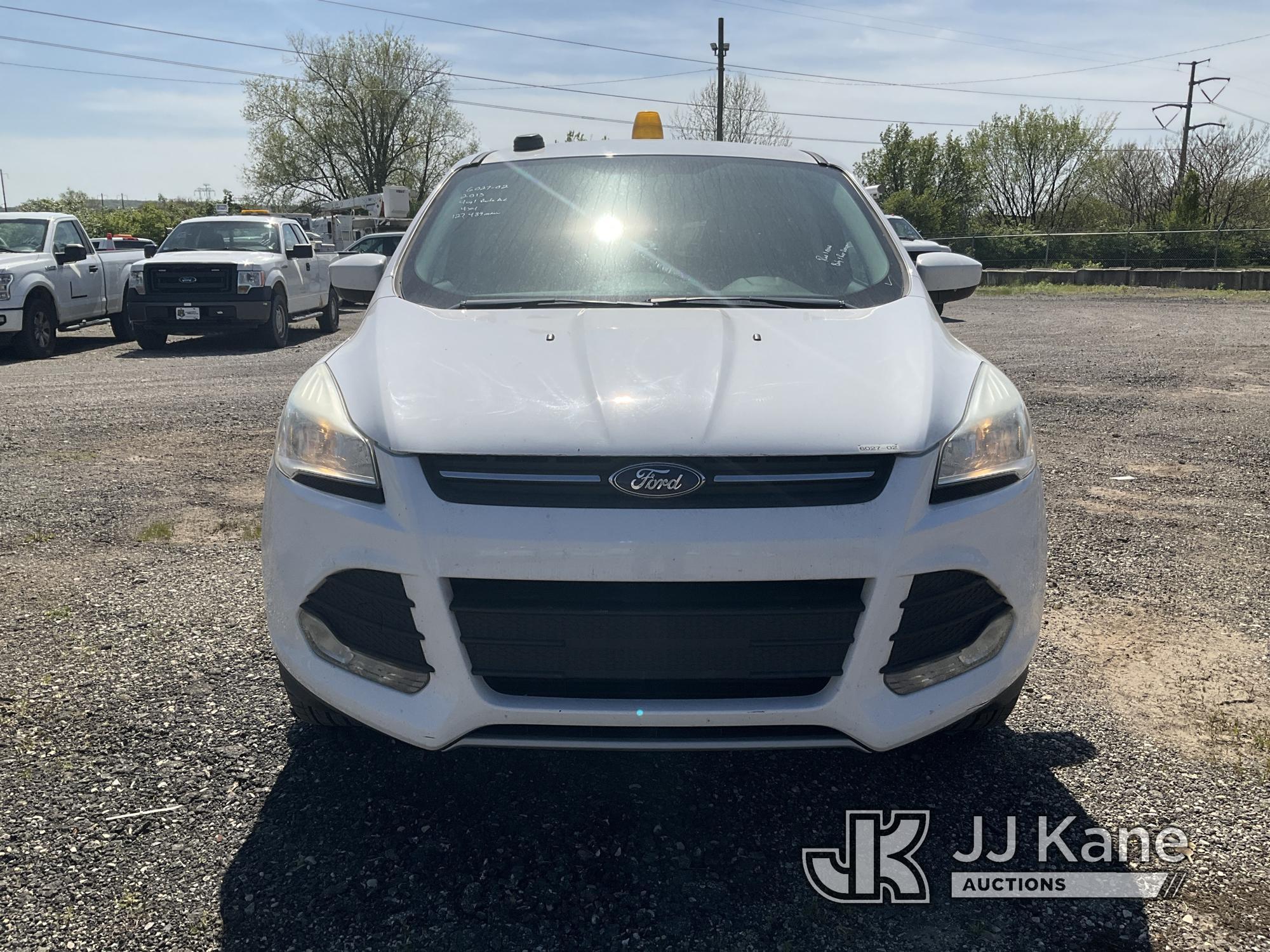 (Plymouth Meeting, PA) 2013 Ford Escape 4x4 4-Door Sport Utility Vehicle Runs & Moves, Body & Rust D