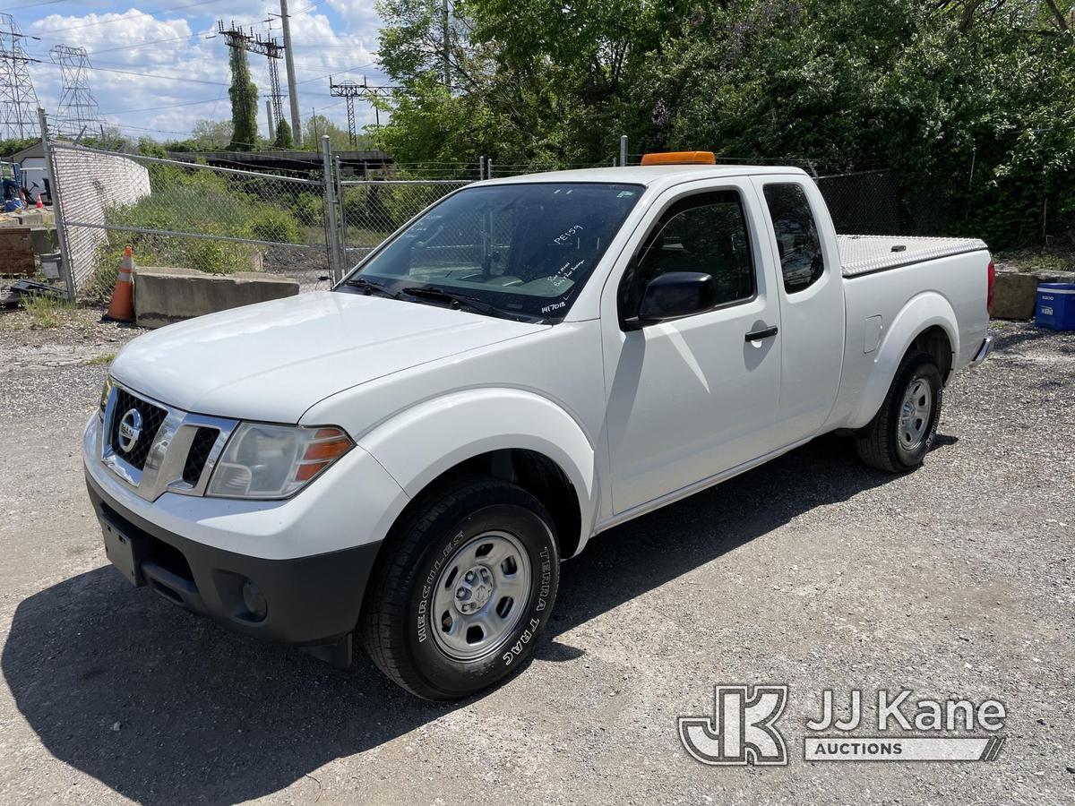 (Plymouth Meeting, PA) 2016 Nissan Frontier Extended-Cab Pickup Truck Runs & Moves, Body & Rust Dama