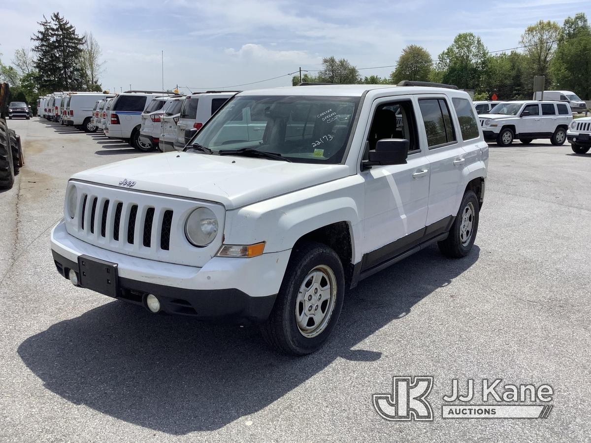 (Chester Springs, PA) 2014 Jeep Patriot 4x4 4-Door Sport Utility Vehicle Runs & Moves, Low Fuel, Bod