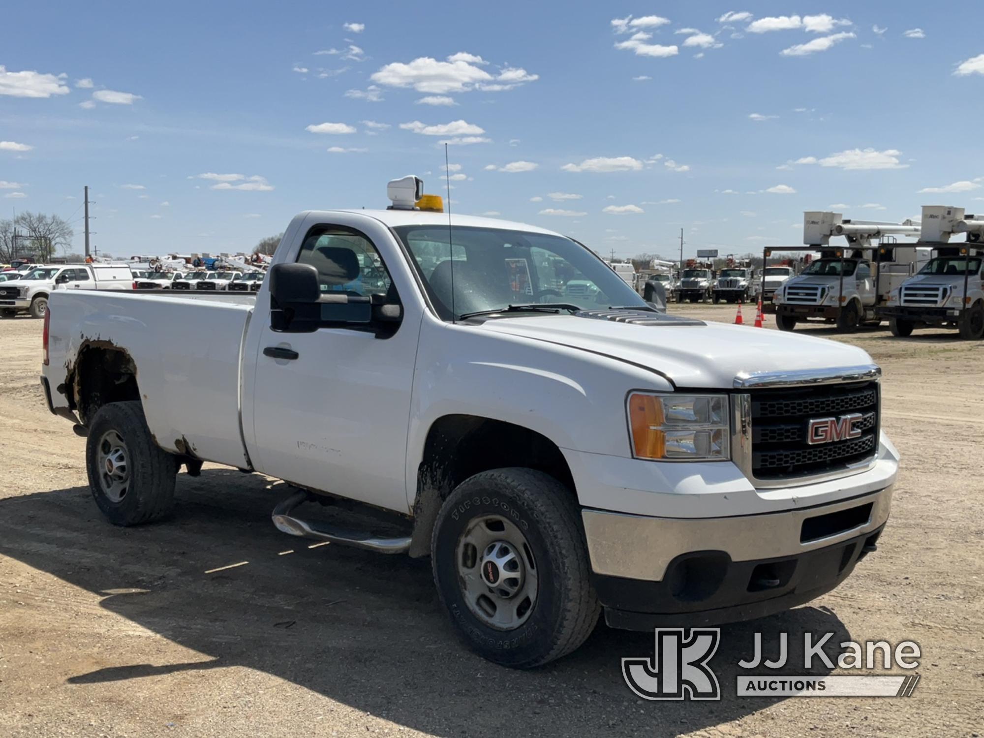 (Charlotte, MI) 2012 GMC Sierra 2500 4x4 Pickup Truck Runs & Moves) (Jump To Start, Traction Control