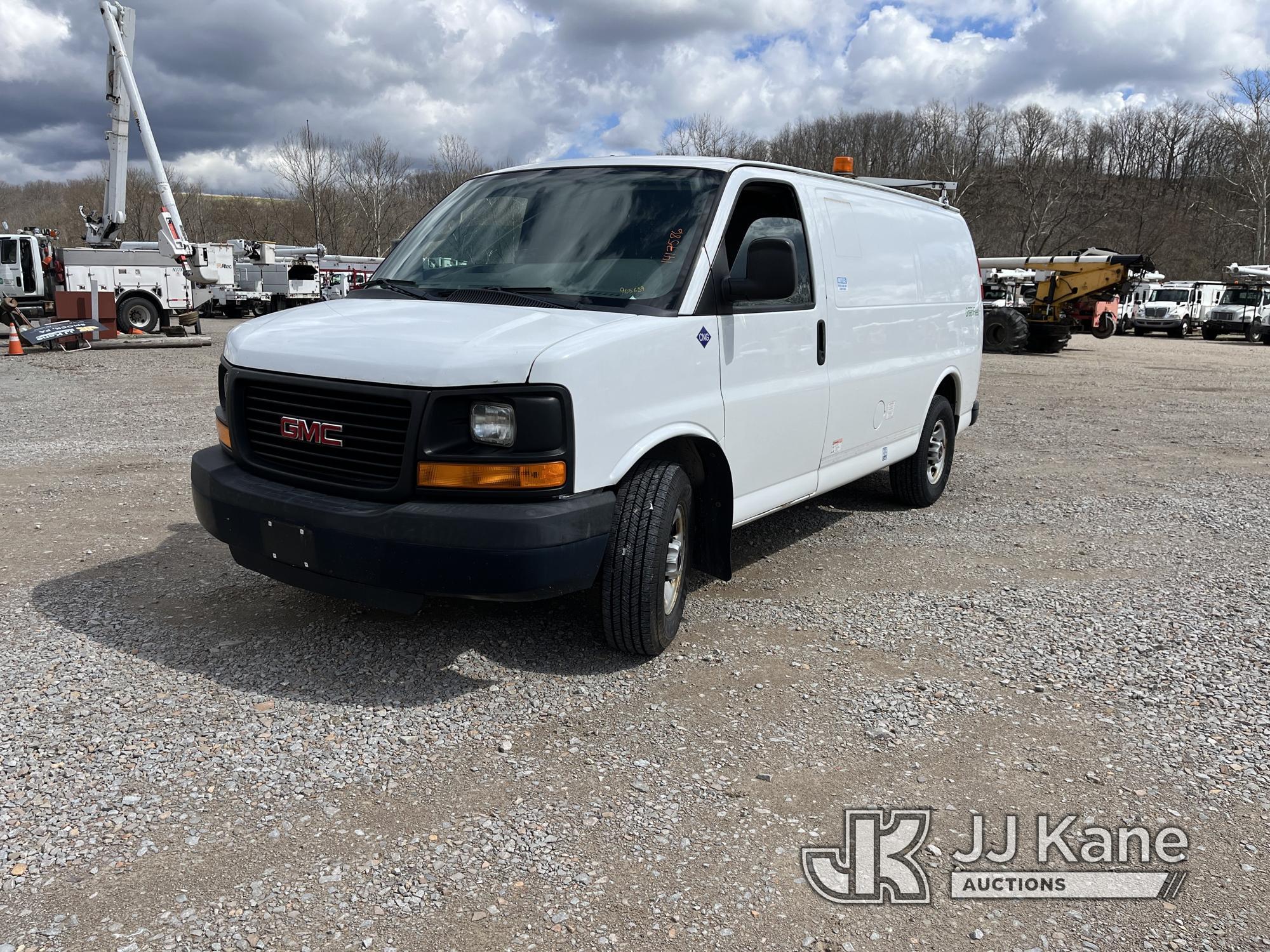 (Smock, PA) 2014 GMC G2500 Cargo Van Title Delay) (Runs & Moves, Rust Damage