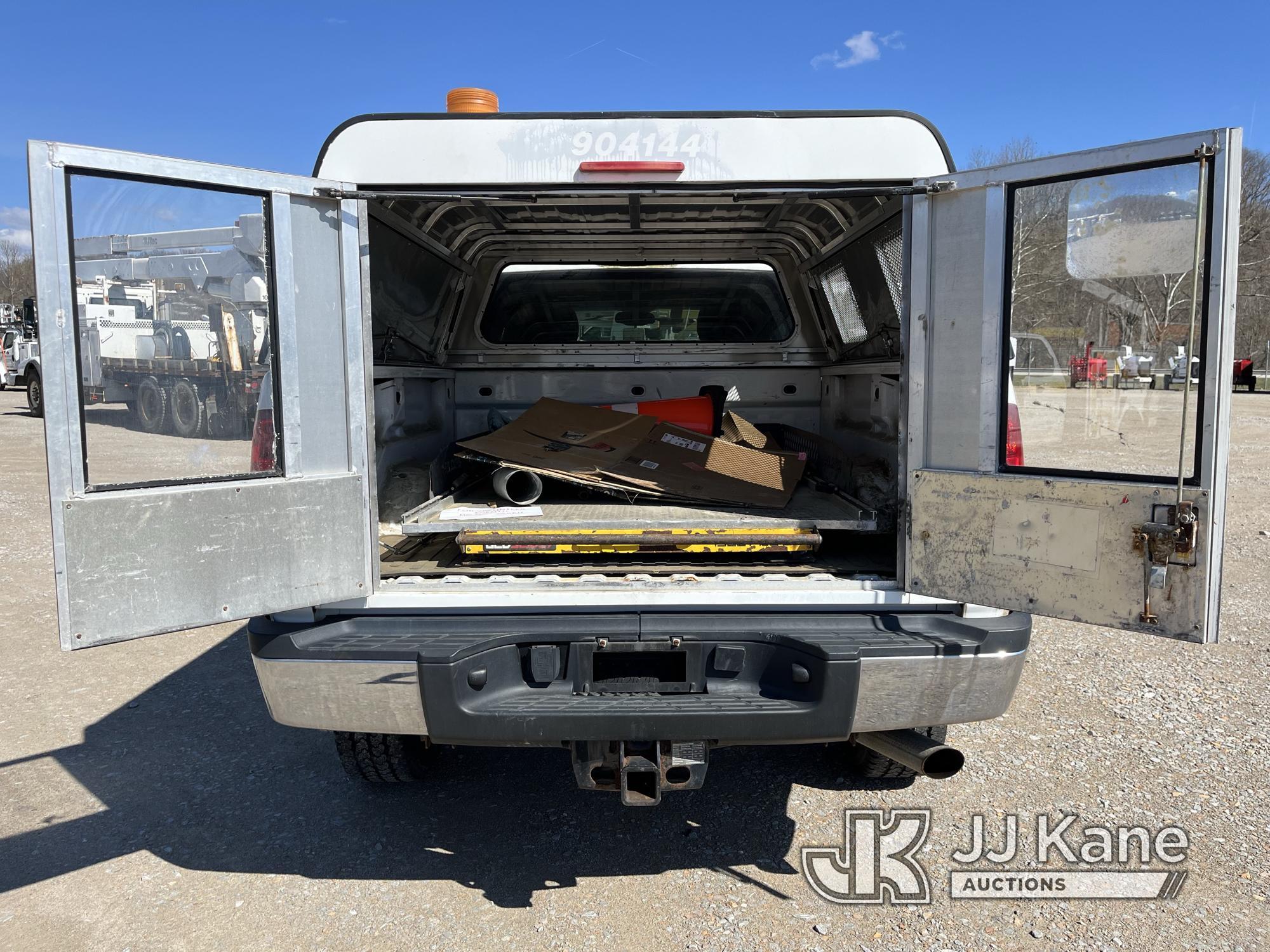 (Smock, PA) 2011 GMC Sierra 1500 4x4 Extended-Cab Pickup Truck Title Delay) (Runs & Moves, Rust & Bo