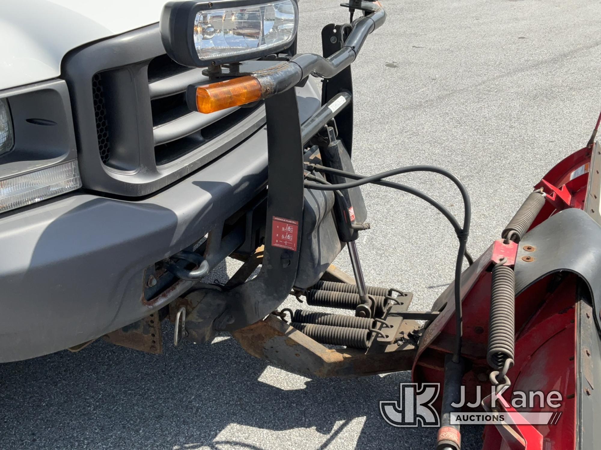 (Chester Springs, PA) 2002 Ford F350 4x4 Pickup Truck Runs & Moves, Body & Rust Damage, Dump Operate