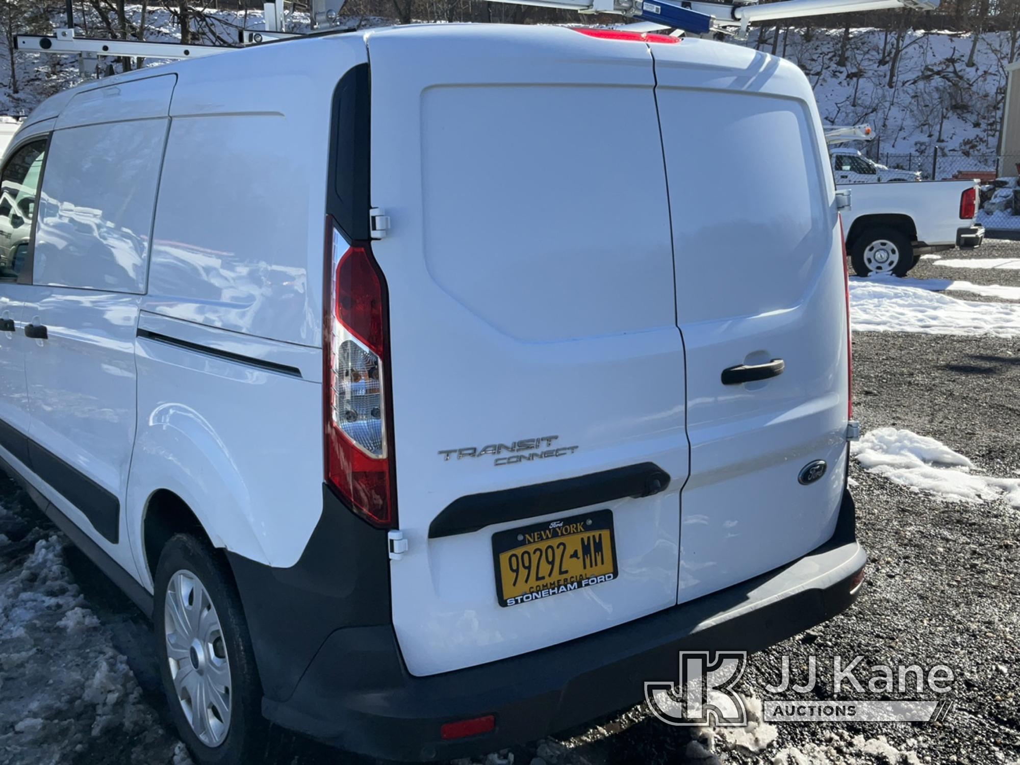 (Kings Park, NY) 2020 Ford Transit Connect Mini Cargo Van Runs & Moves) (Inspection and Removal BY A