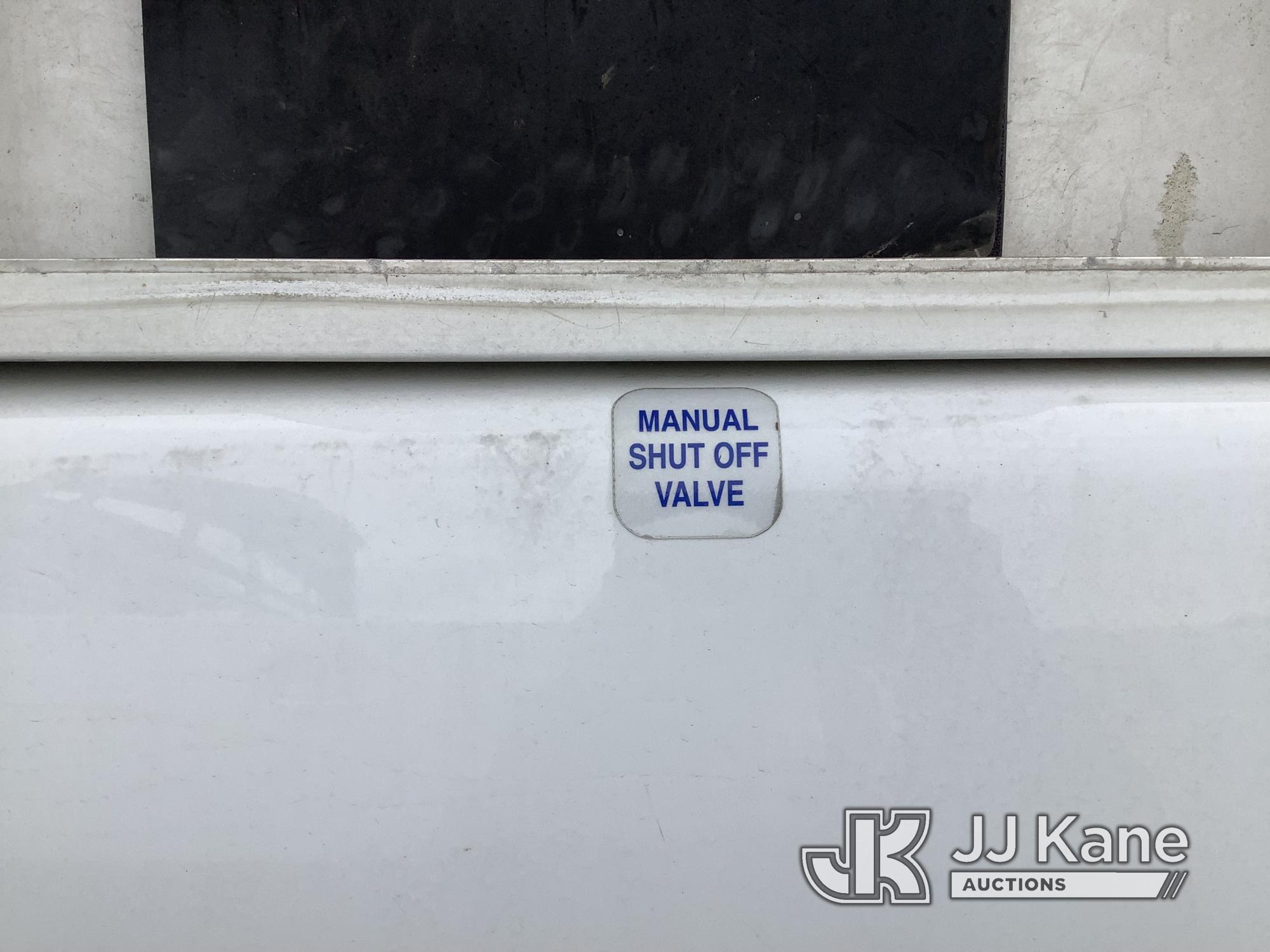 (Smock, PA) 2013 GMC Sierra 2500HD 4x4 Extended-Cab Pickup Truck Title Delay) (Not Running, Conditio