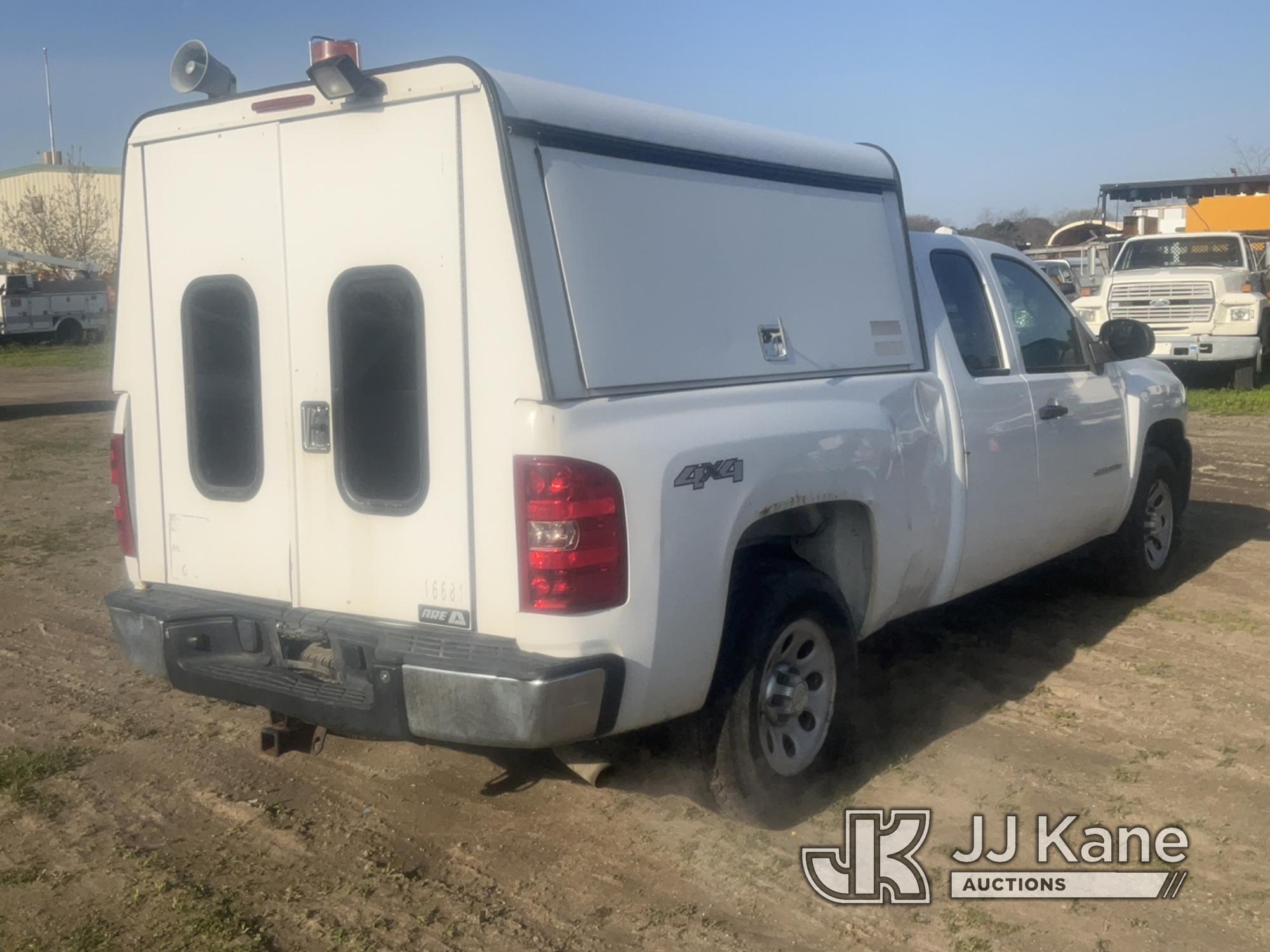 (Bellport, NY) 2012 Chevrolet Silverado 1500 4x4 Extended-Cab Pickup Truck Runs & Moves, Body Damage