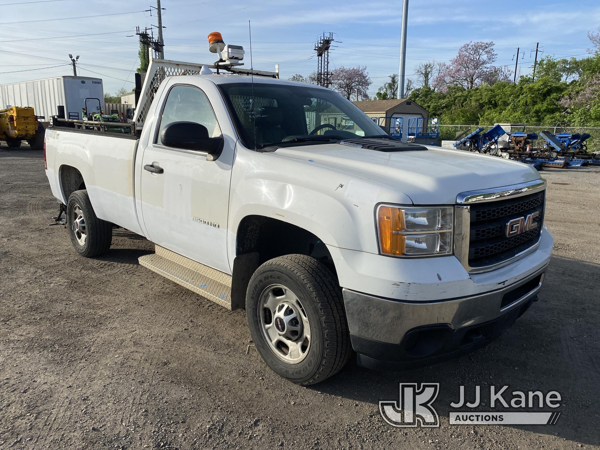 (Plymouth Meeting, PA) 2012 GMC Sierra 2500HD 4x4 Pickup Truck Runs & Moves, Body & Rust Damage