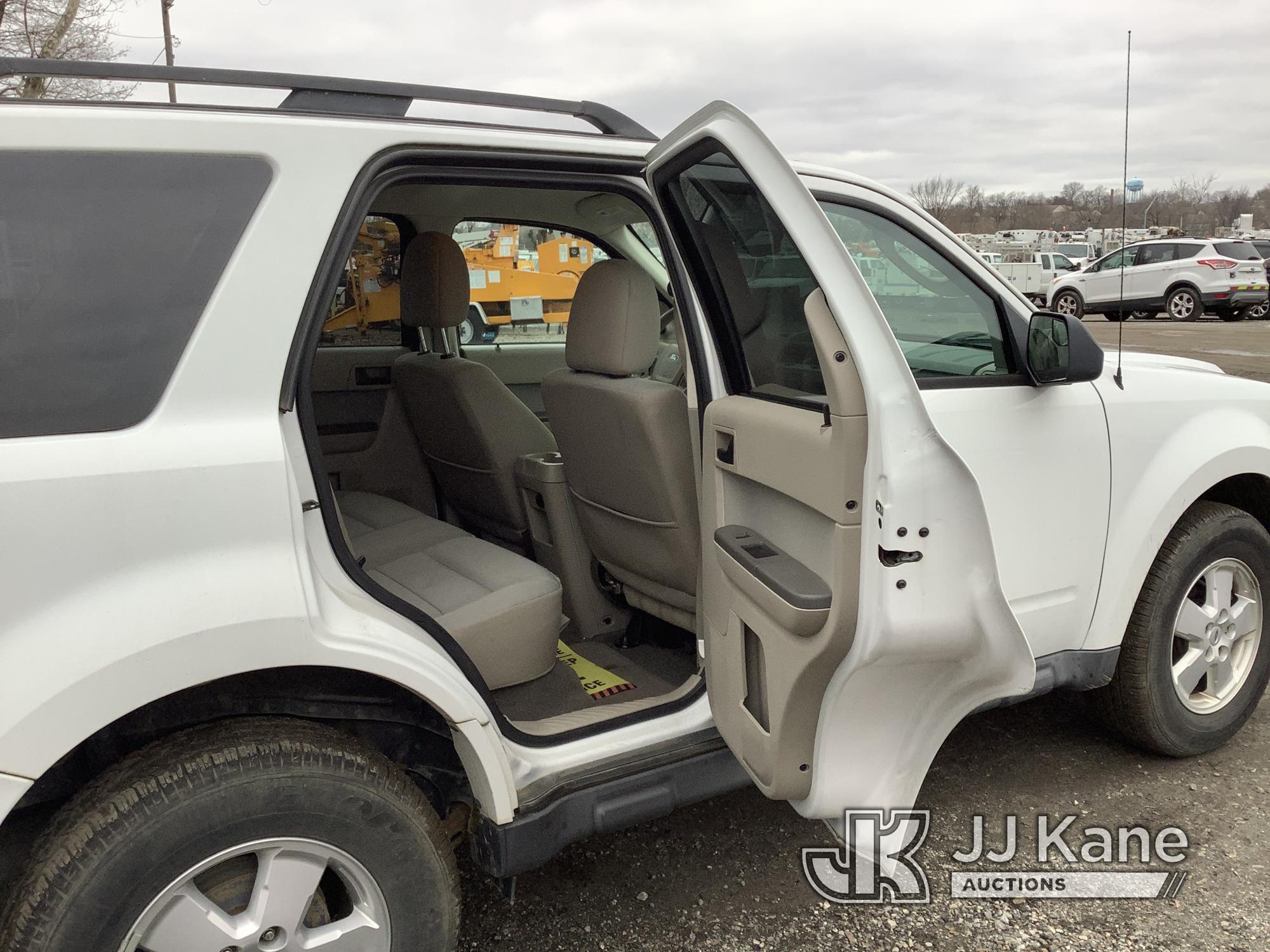 (Plymouth Meeting, PA) 2012 Ford Escape 4x4 4-Door Sport Utility Vehicle Runs & Moves, Body & Rust D