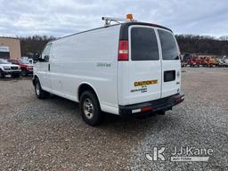 (Smock, PA) 2014 GMC Savana G2500 Cargo Van Title Delay) (Runs & Moves, Cracked Windshield, TPS Ligh