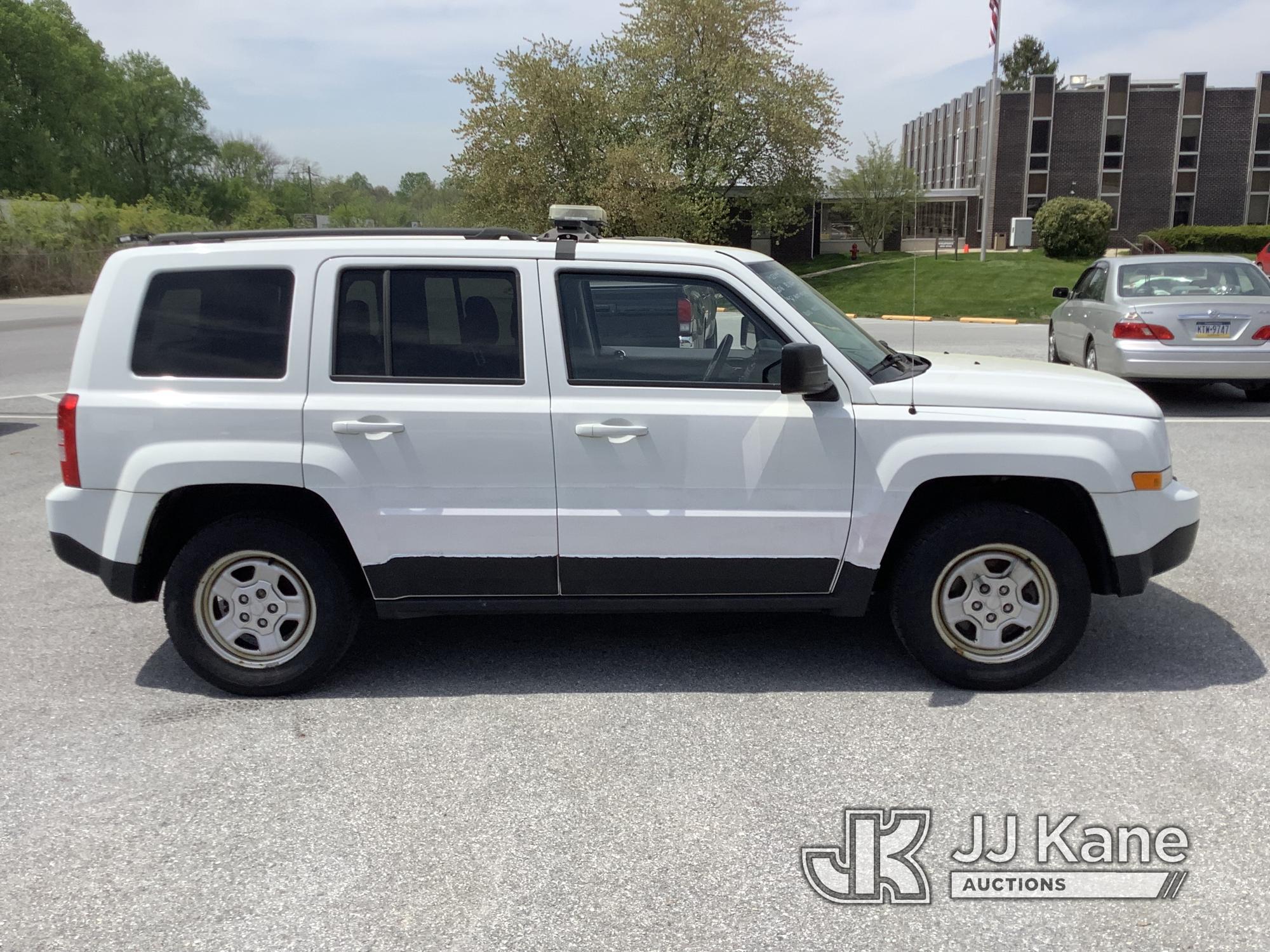 (Chester Springs, PA) 2016 Jeep Patriot 4x4 4-Door Sport Utility Vehicle Runs & Moves, Body & Rust D