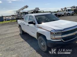 (Ashland, OH) 2016 Chevrolet Silverado 1500 4x4 Extended-Cab Pickup Truck Runs & Moves) (Engine Does