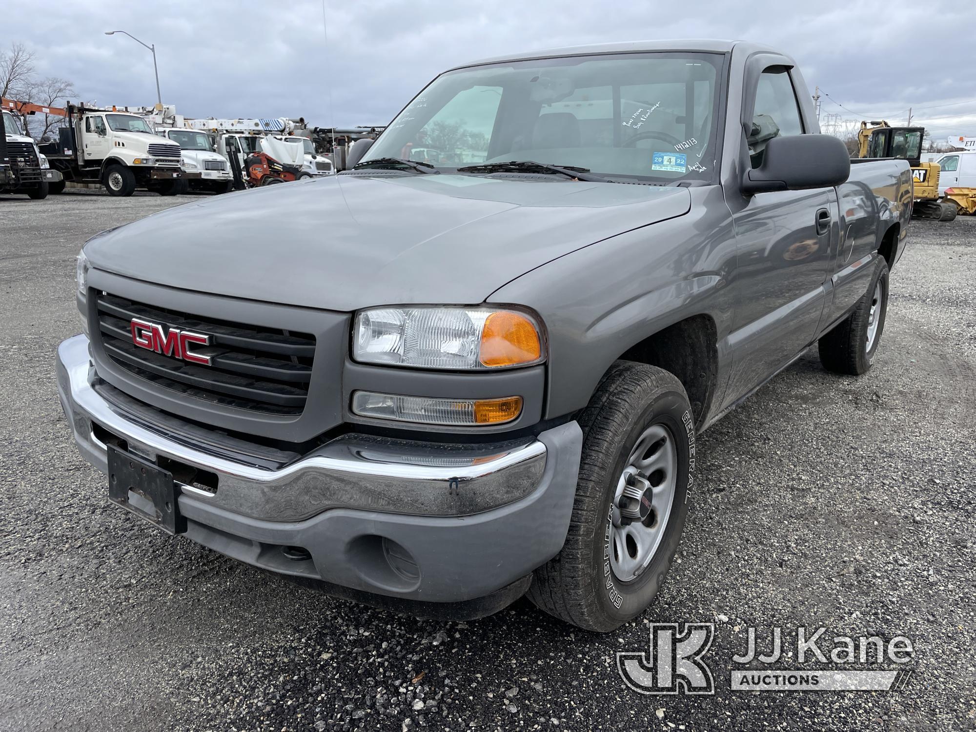 (Plymouth Meeting, PA) 2006 GMC Sierra 1500 4x4 Pickup Truck Runs & Moves, Body & Rust Damage