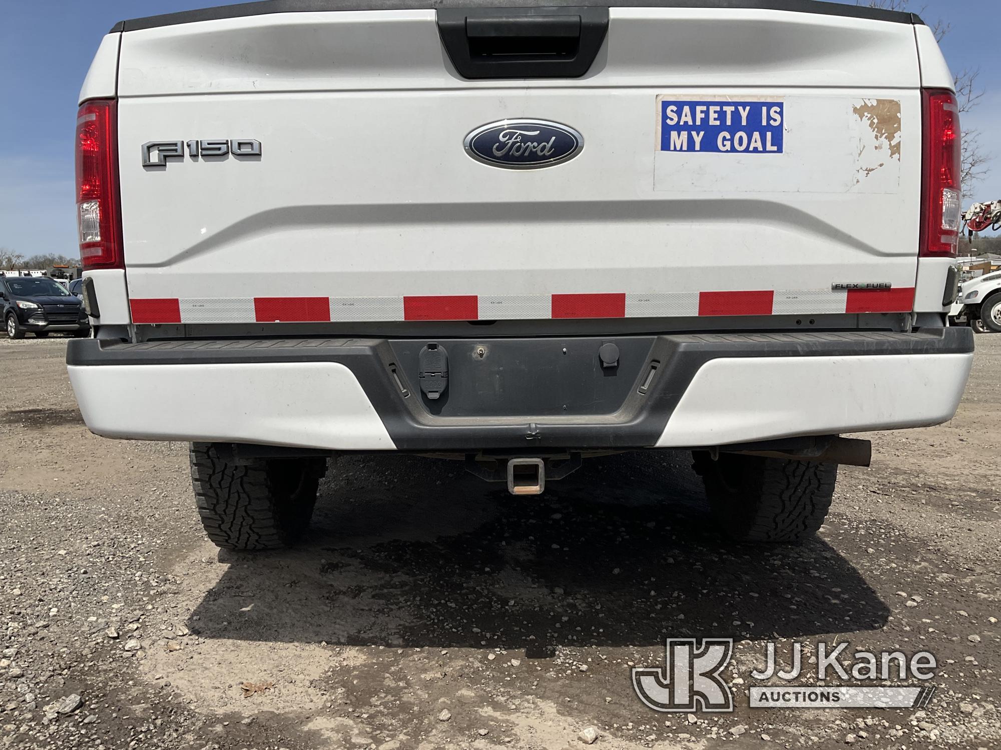 (Plymouth Meeting, PA) 2016 Ford F150 4x4 Pickup Truck Runs & Moves, Check Engine Light On, Body & R