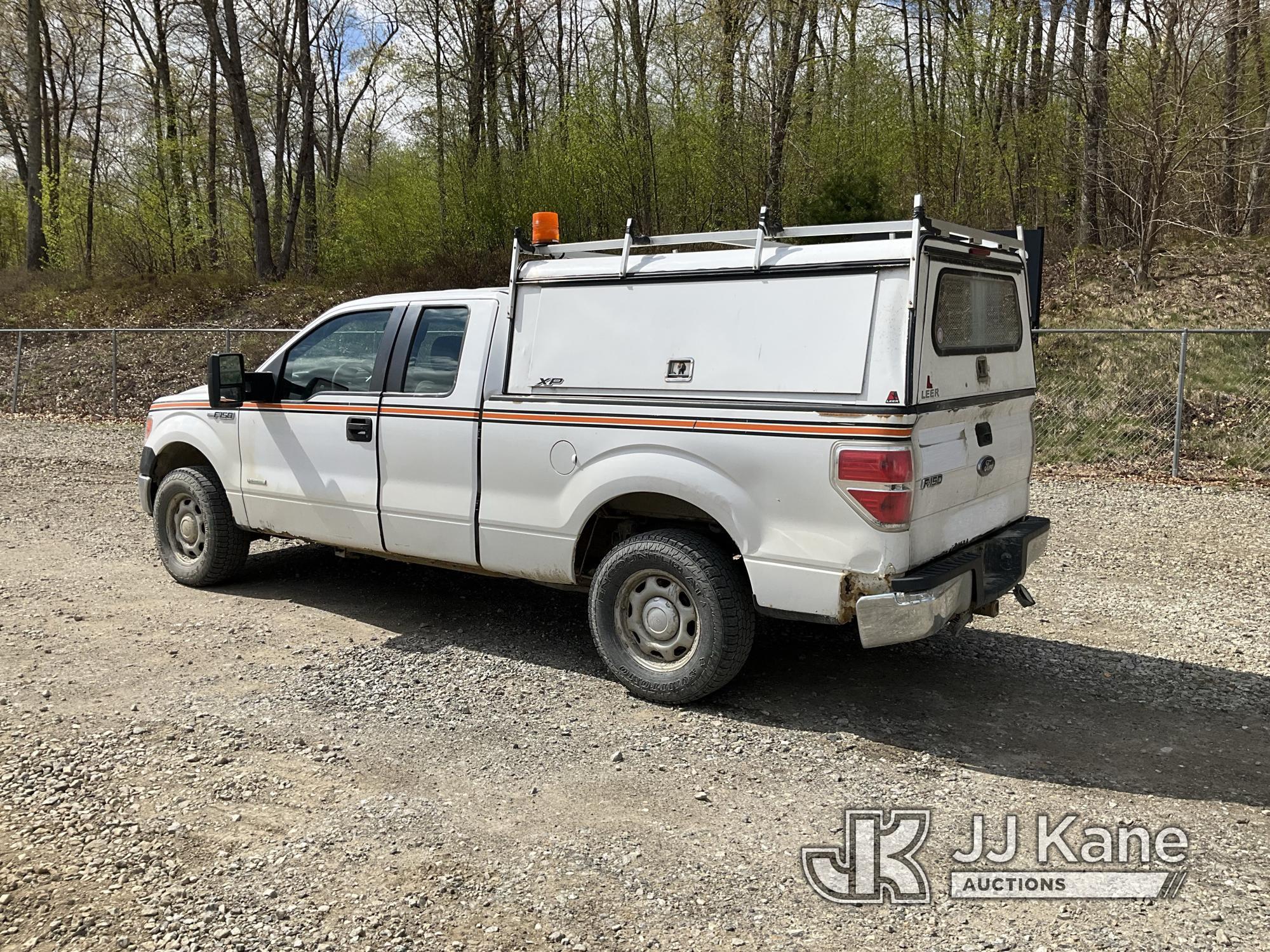 (Shrewsbury, MA) 2014 Ford F150 4x4 Extended-Cab Pickup Truck Runs & Moves) (Check Engine Light On,