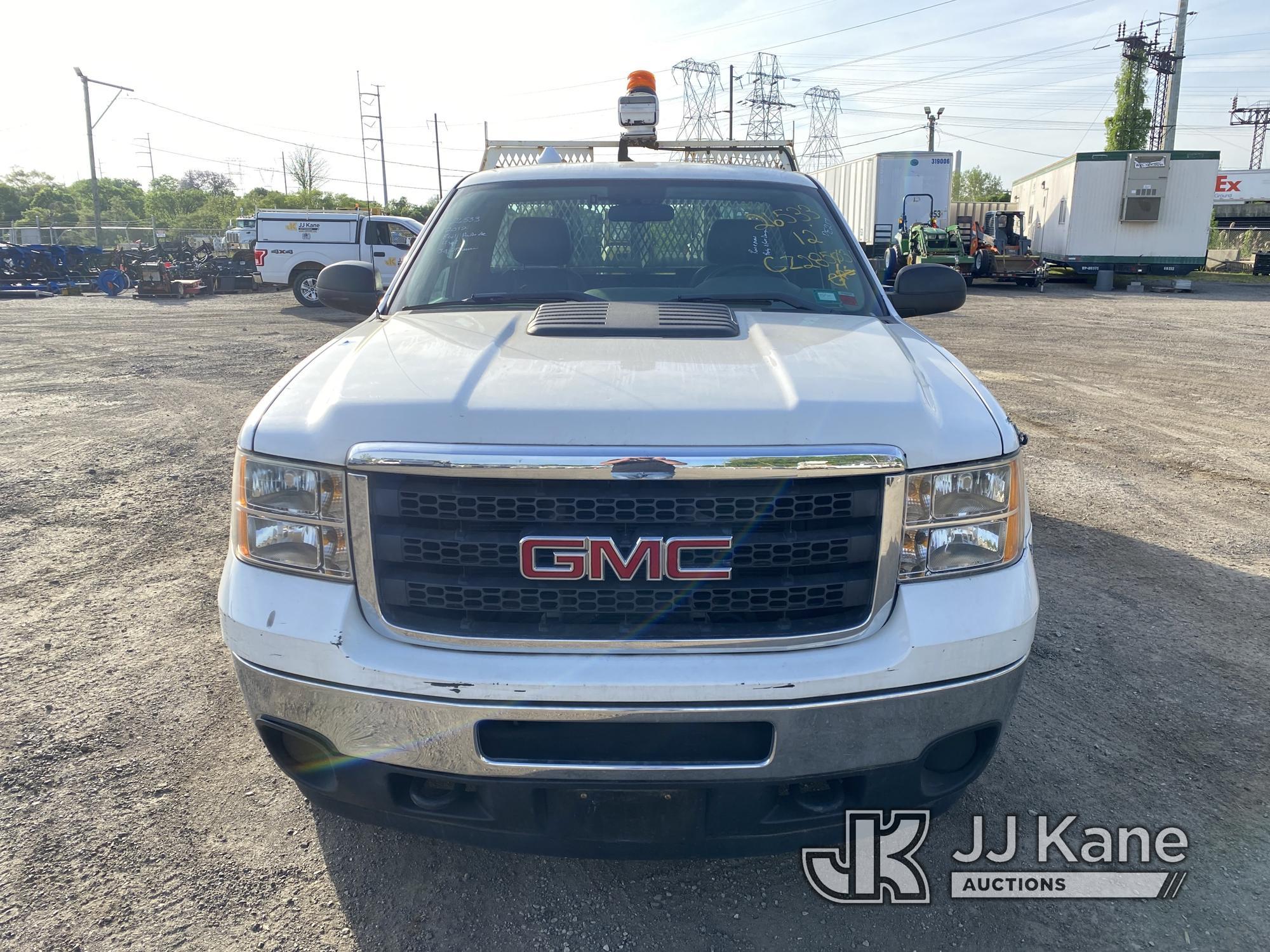 (Plymouth Meeting, PA) 2012 GMC Sierra 2500HD 4x4 Pickup Truck Runs & Moves, Body & Rust Damage