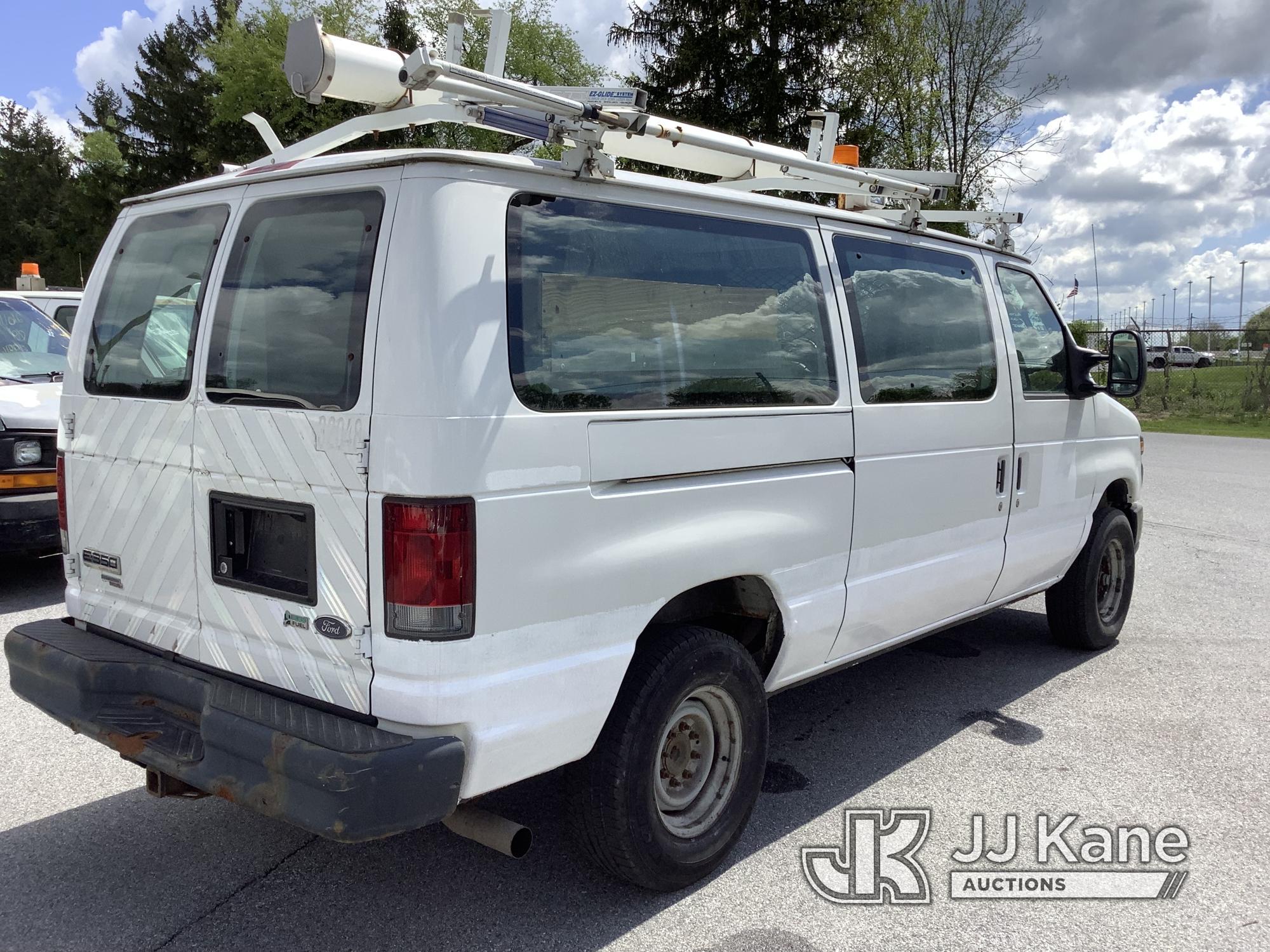 (Chester Springs, PA) 2011 Ford E350 Cargo Van Runs & Moves, Engine Light On, Rust & Body Damage) (I