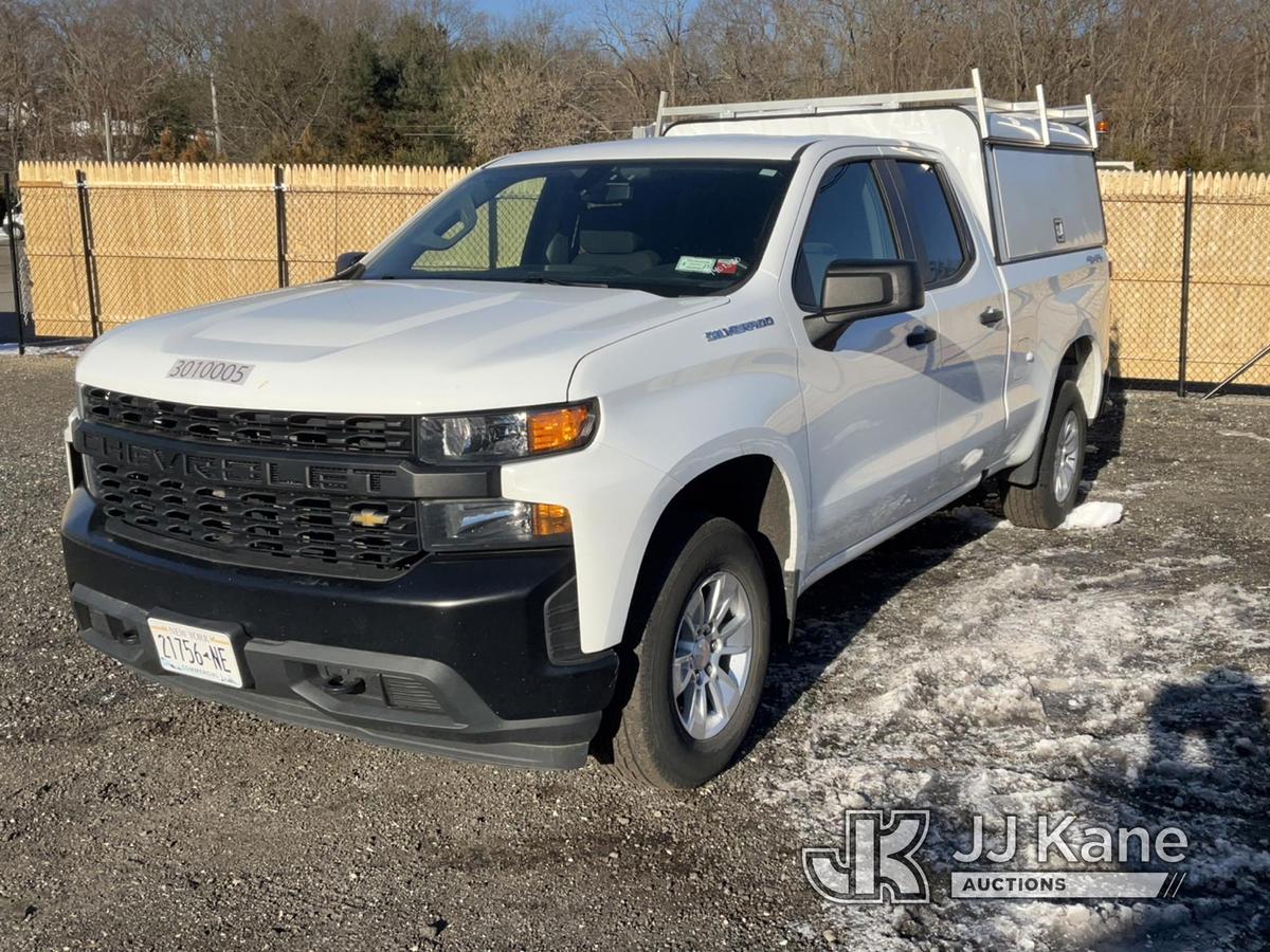 (Kings Park, NY) 2021 Chevrolet Silverado 1500 4x4 Extended-Cab Pickup Truck Runs & Moves) (Inspecti