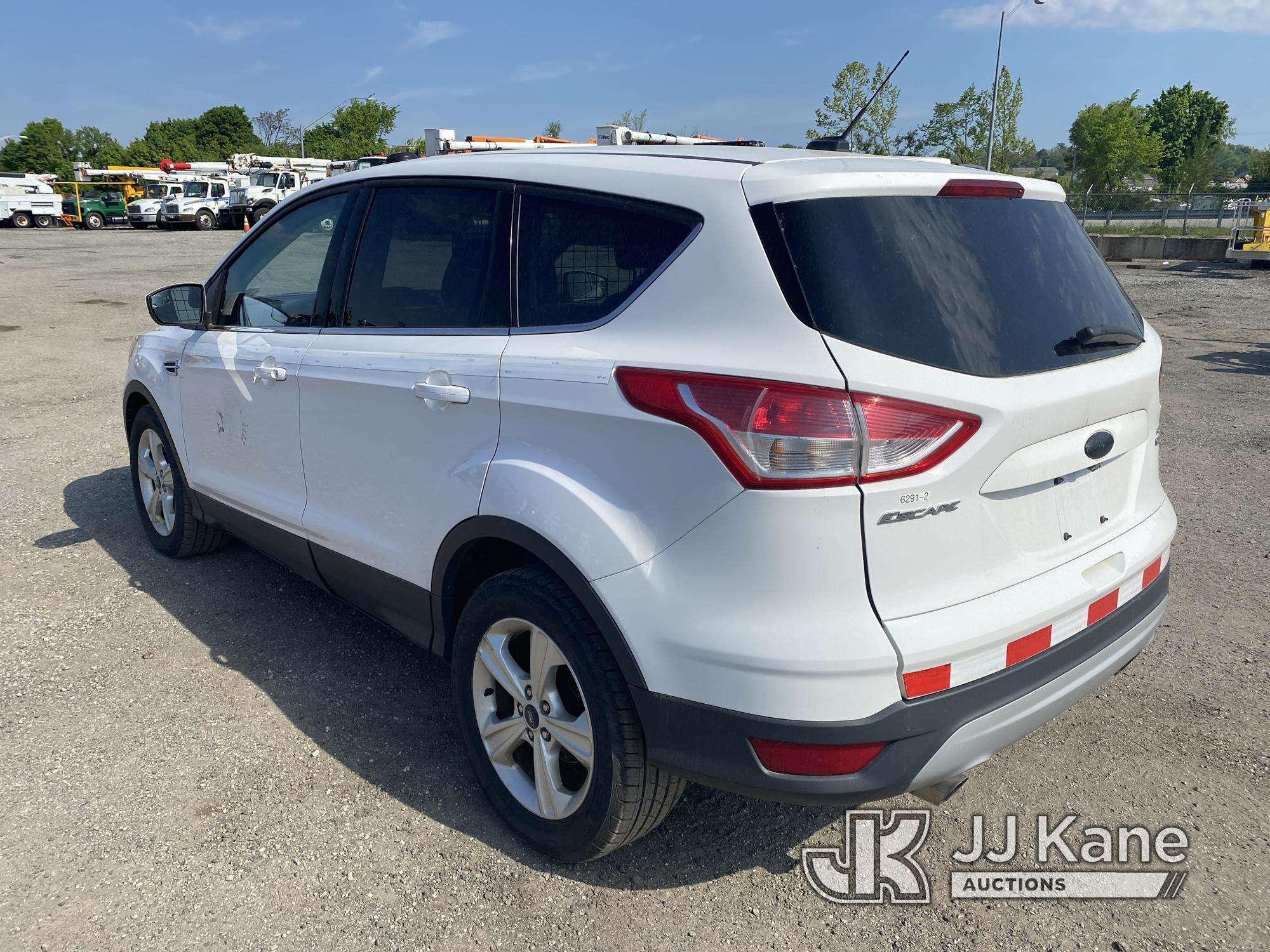 (Plymouth Meeting, PA) 2015 Ford Escape 4x4 4-Door Sport Utility Vehicle Runs & Moves, Body & Rust D