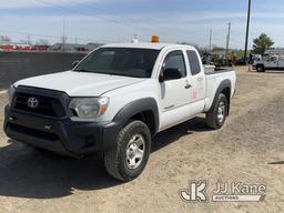 (Charlotte, MI) 2015 Toyota Tacoma 4x4 Extended-Cab Pickup Truck Runs, Moves, Jump To Start