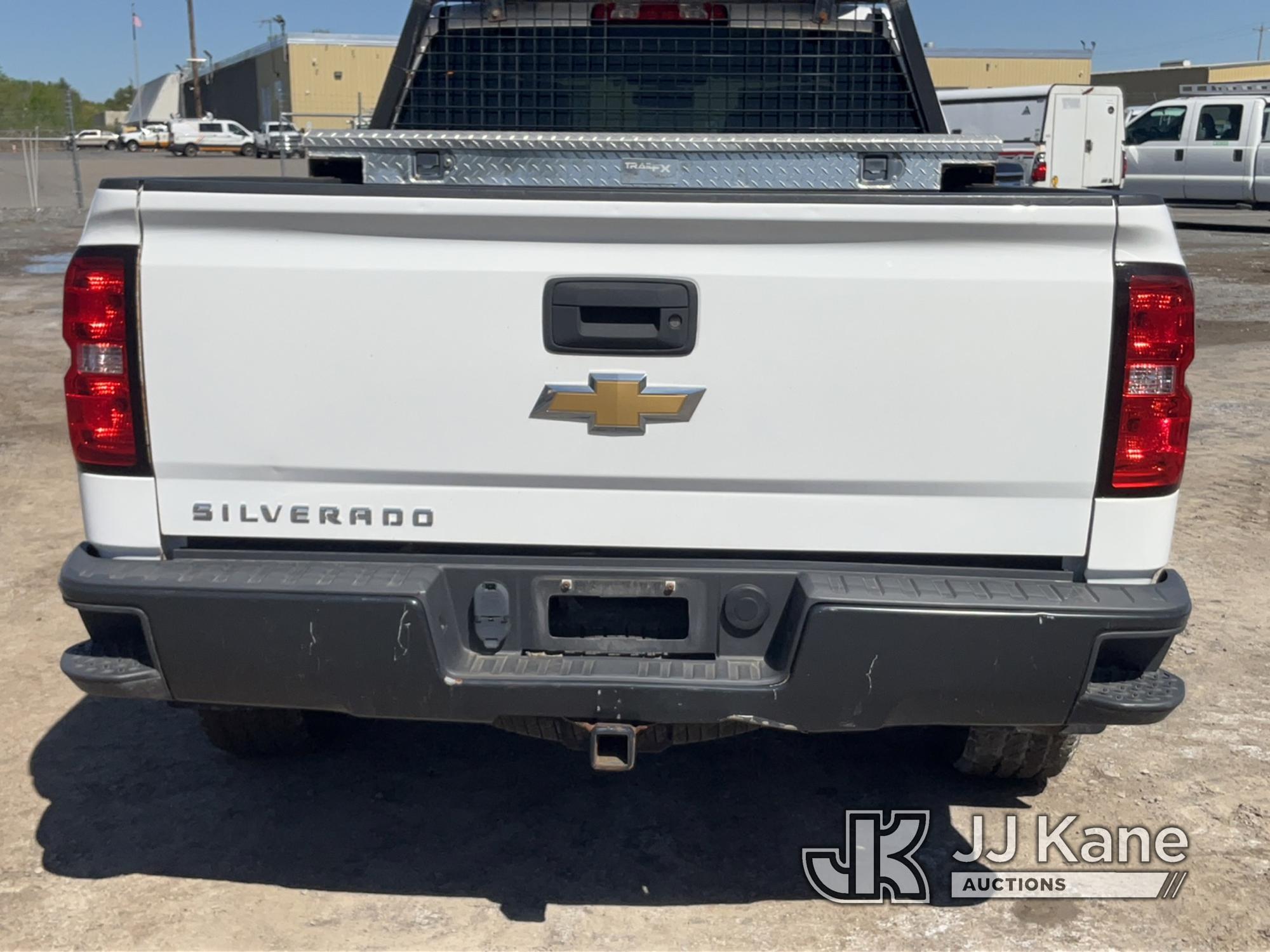 (Rome, NY) 2017 Chevrolet Silverado 1500 4x4 Extended-Cab Pickup Truck Runs & Moves, Body & Rust Dam