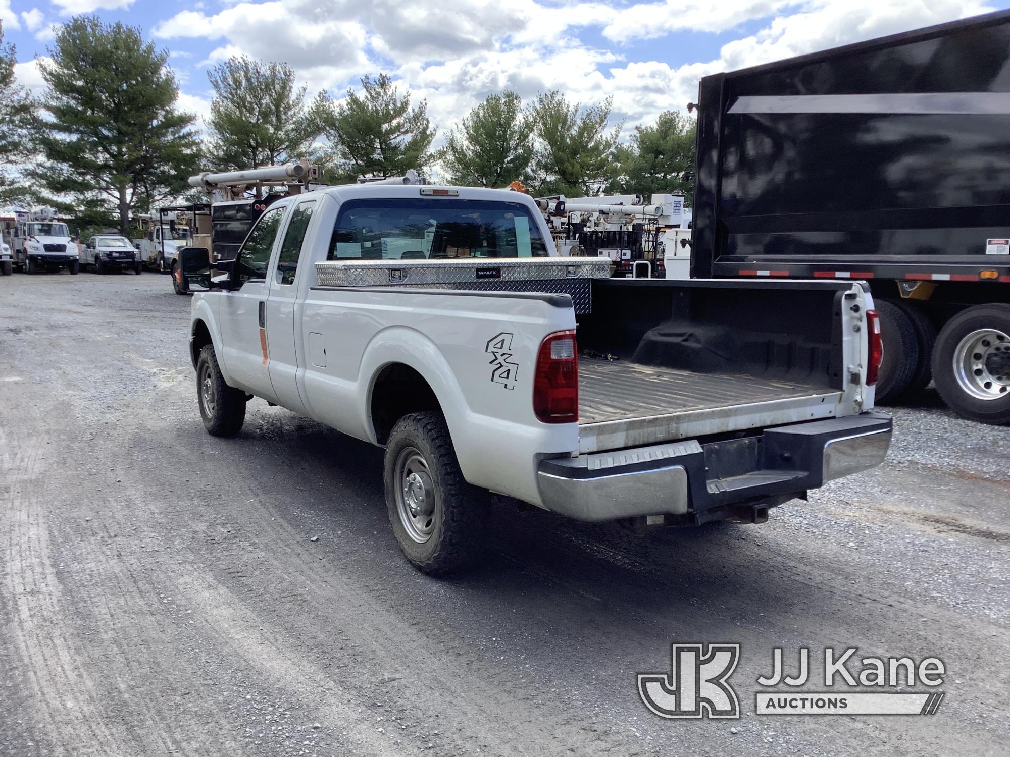 (Frederick, MD) 2016 Ford F250 4x4 Extended-Cab Pickup Truck Runs & Moves, Missing Tailgate, Rust &