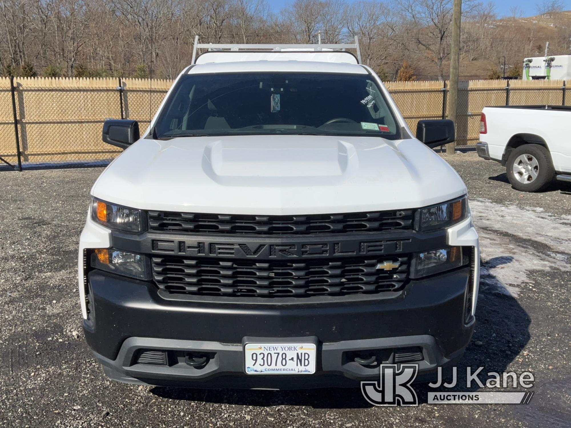 (Kings Park, NY) 2021 Chevrolet Silverado 1500 4x4 Extended-Cab Pickup Truck Runs & Moves, Body Dama