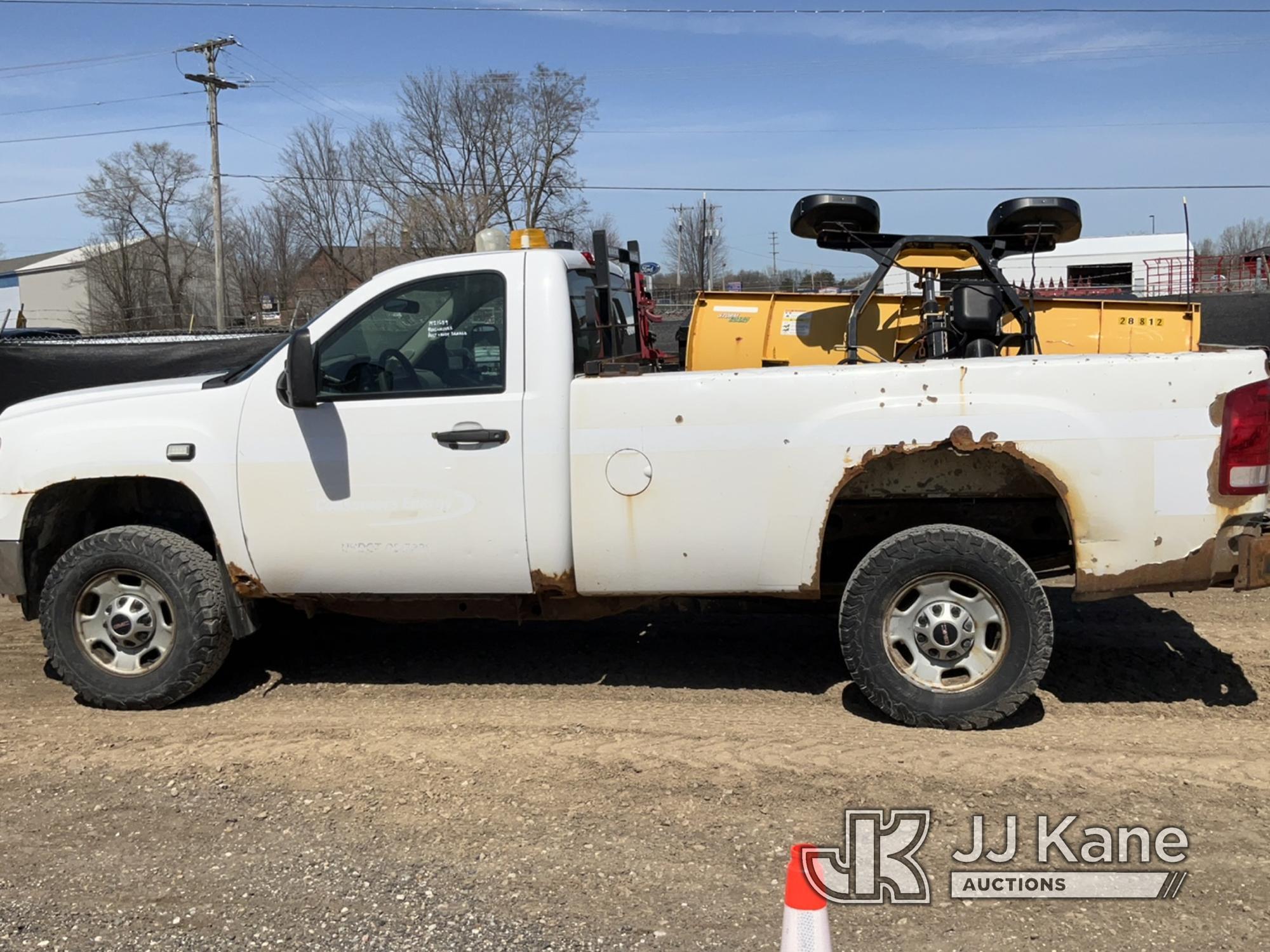 (Charlotte, MI) 2012 GMC Sierra 2500 4x4 Pickup Truck Runs & Moves) (Rust Damage, Body Damage