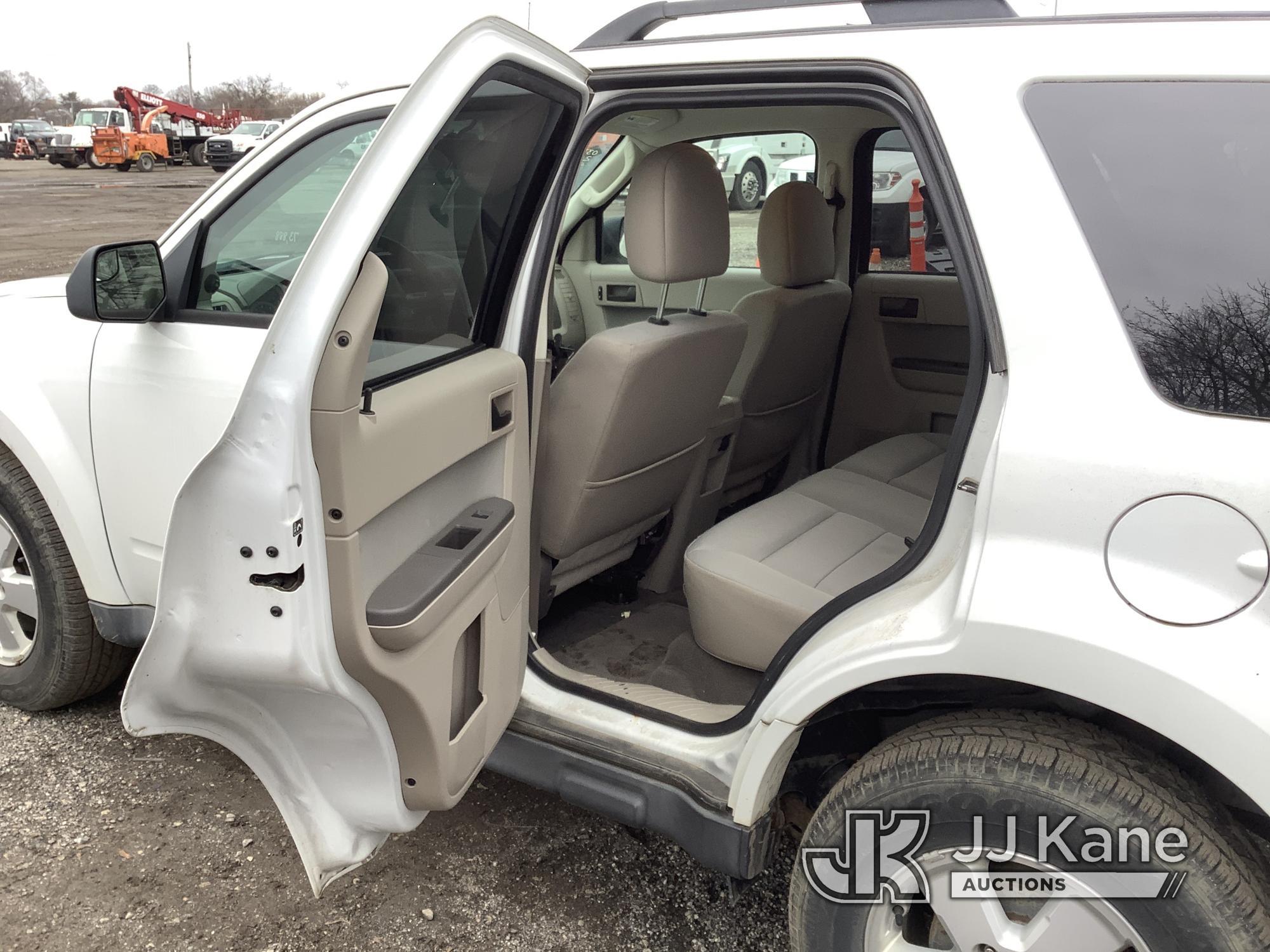 (Plymouth Meeting, PA) 2012 Ford Escape 4x4 4-Door Sport Utility Vehicle Runs & Moves, Body & Rust D