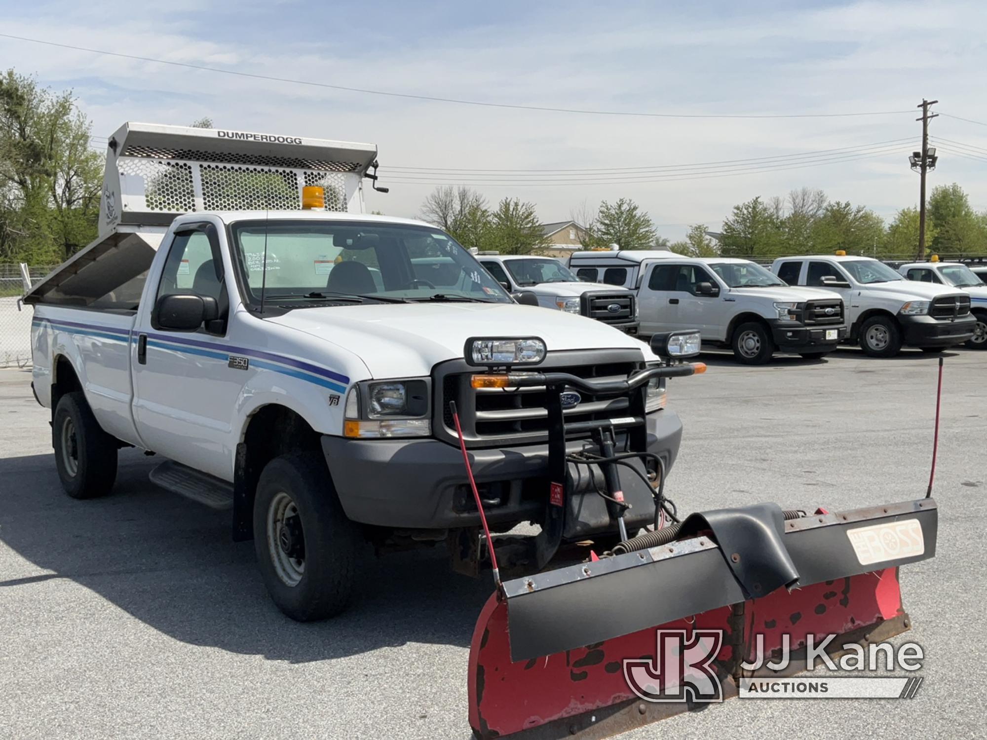 (Chester Springs, PA) 2002 Ford F350 4x4 Pickup Truck Runs & Moves, Body & Rust Damage, Dump Operate