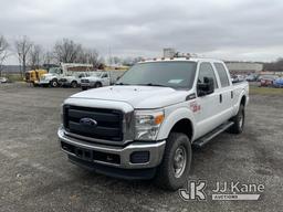 (Ashland, OH) 2016 Ford F350 4x4 Crew-Cab Pickup Truck Runs & Moves) (Body Damage