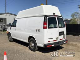 (Charlotte, MI) 2008 Chevrolet Express G3500 High-Top Cargo Van Runs, Moves, Rust, Body Damage, Engi