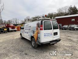 (Catskill, NY) 2016 Chevrolet Express G2500 Cargo Van Runs & Moves) (Rust Damage