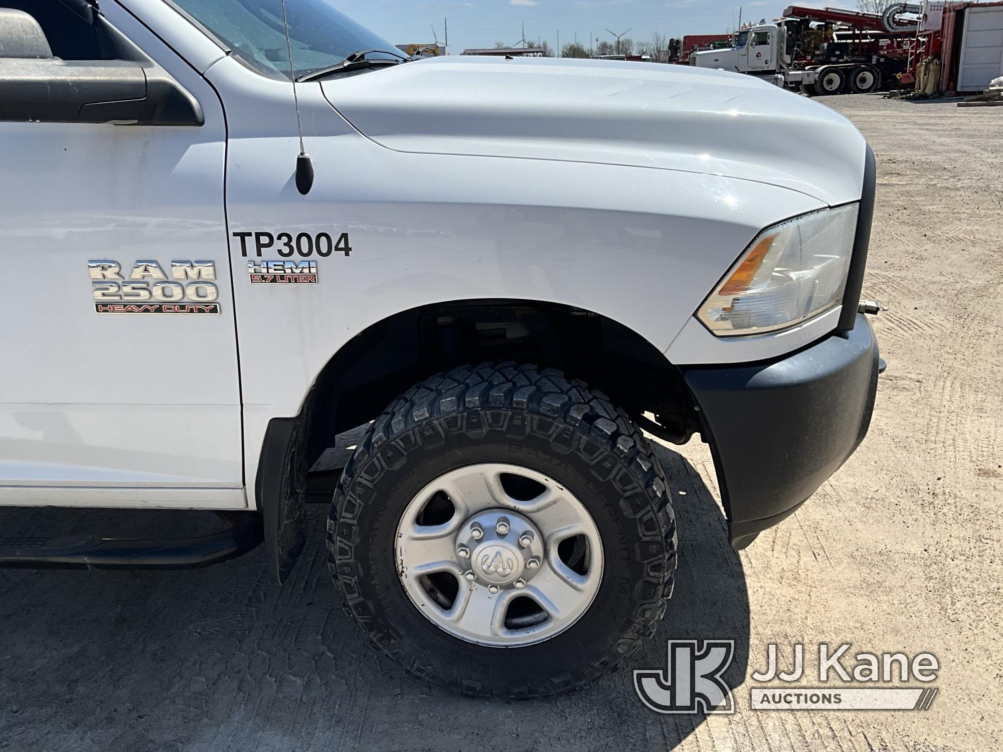 (Rosebush, MI) 2015 Dodge 2500 4x4 Pickup Truck Runs & Moves) (Check Engine Light On) (Engine Issues