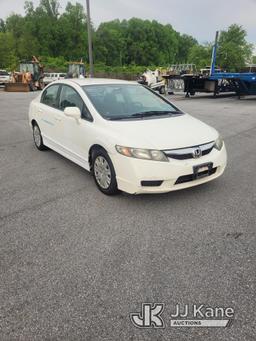 (Chester Springs, PA) 2010 Honda Civic 4-Door Sedan CNG Only) (Runs & Moves, Rust & Body Damage) (In