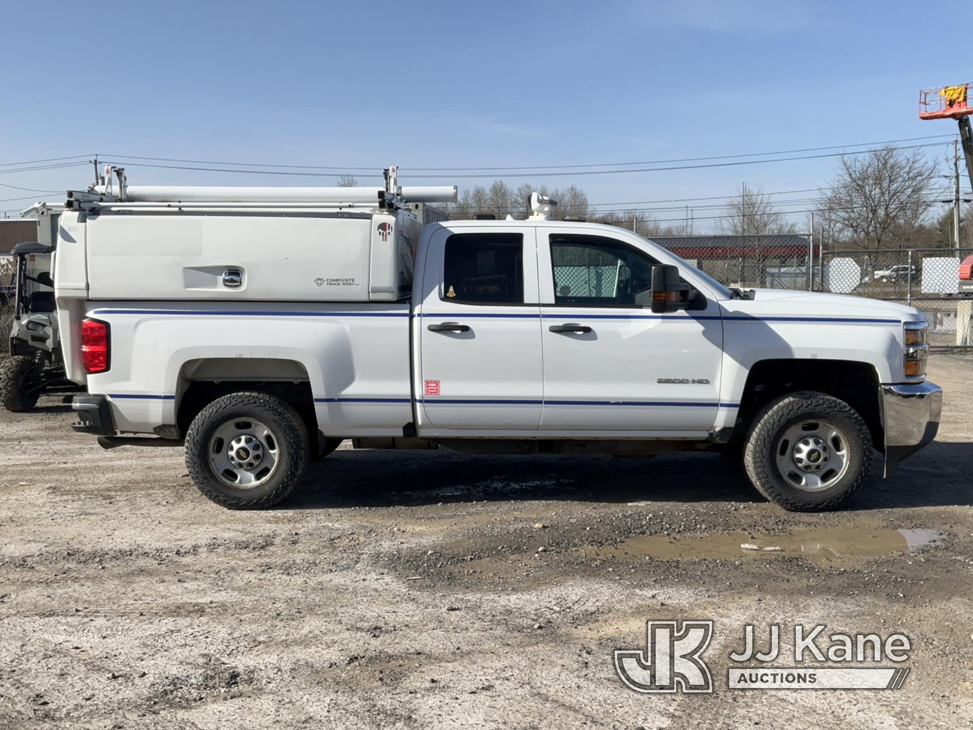 (Rome, NY) 2016 Chevrolet Silverado 2500HD 4x4 Extended-Cab Pickup Truck Runs & Moves, Body & Rust D