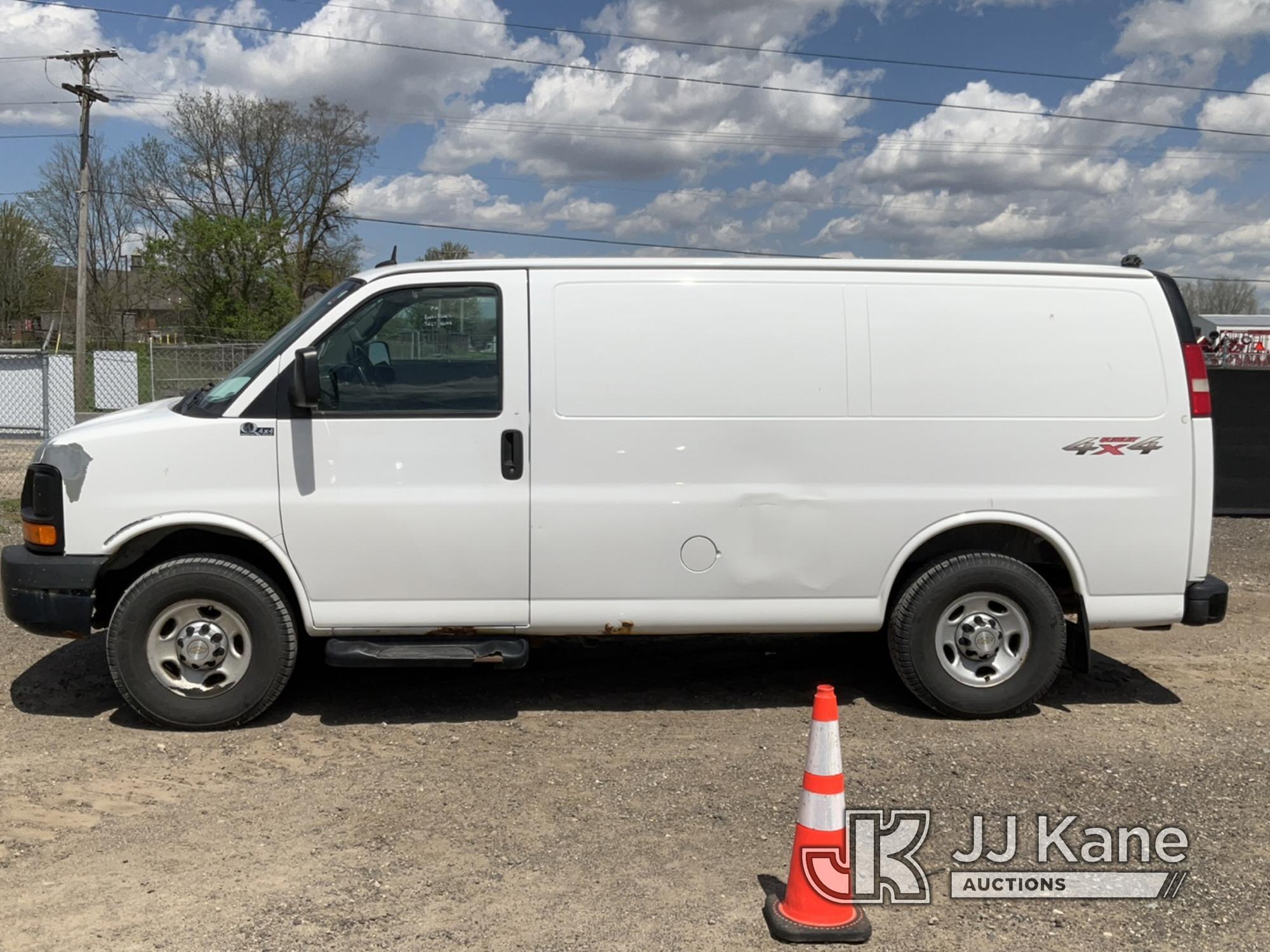 (Charlotte, MI) 2011 Chevrolet Express G2500 Cargo Van Runs, Moves, Rust, Body Damage, Belt Noise, s