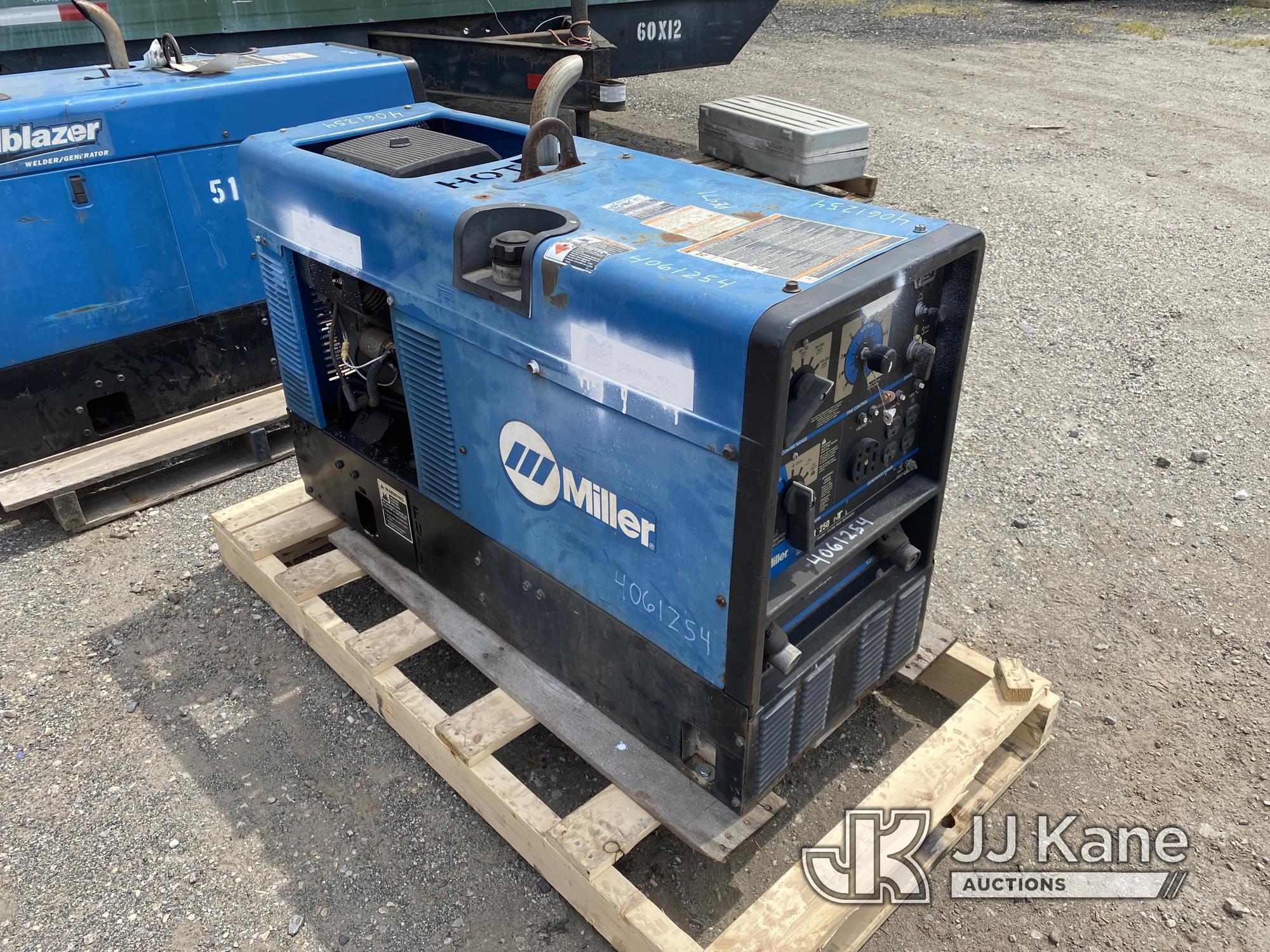 (Plymouth Meeting, PA) Miller Bobcat 250 Welder/Generator Condition Unknown