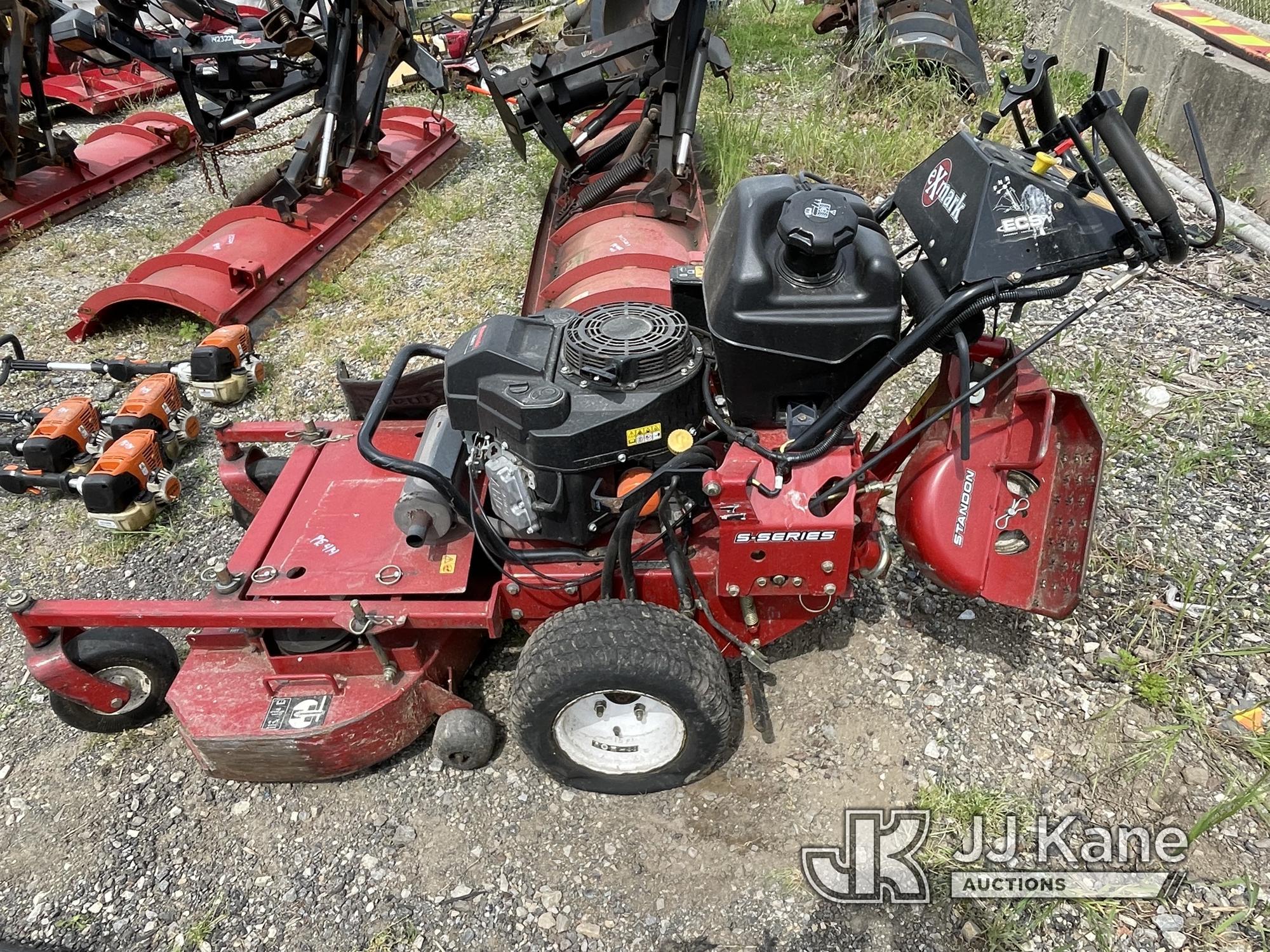 (Plymouth Meeting, PA) 2017 ExMark 36 in. Walk behind mower (Runs) NOTE: This unit is being sold AS