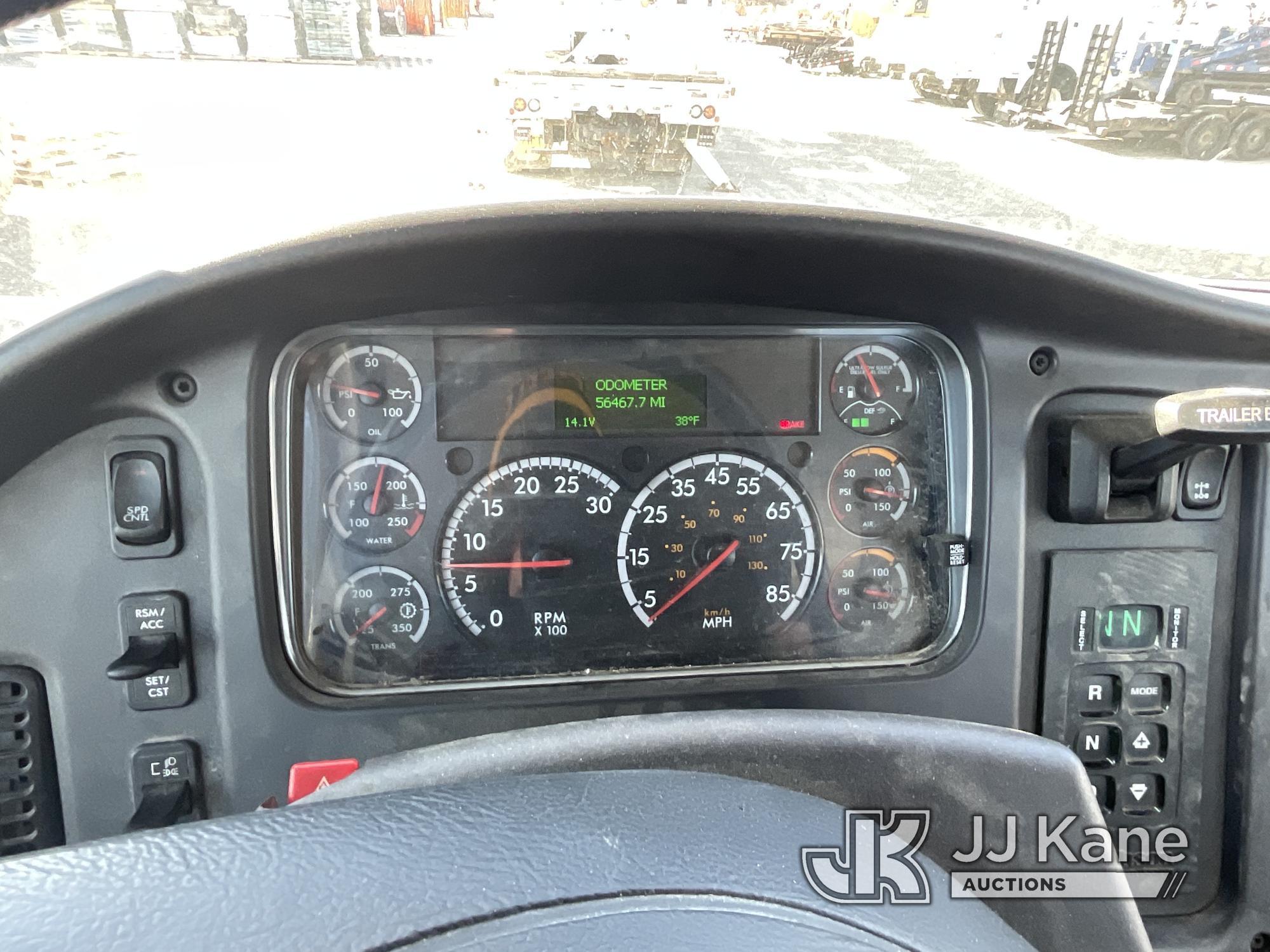 (Pataskala, OH) Altec AA55E, Material Handling Bucket Truck rear mounted on 2019 Freightliner M2 106