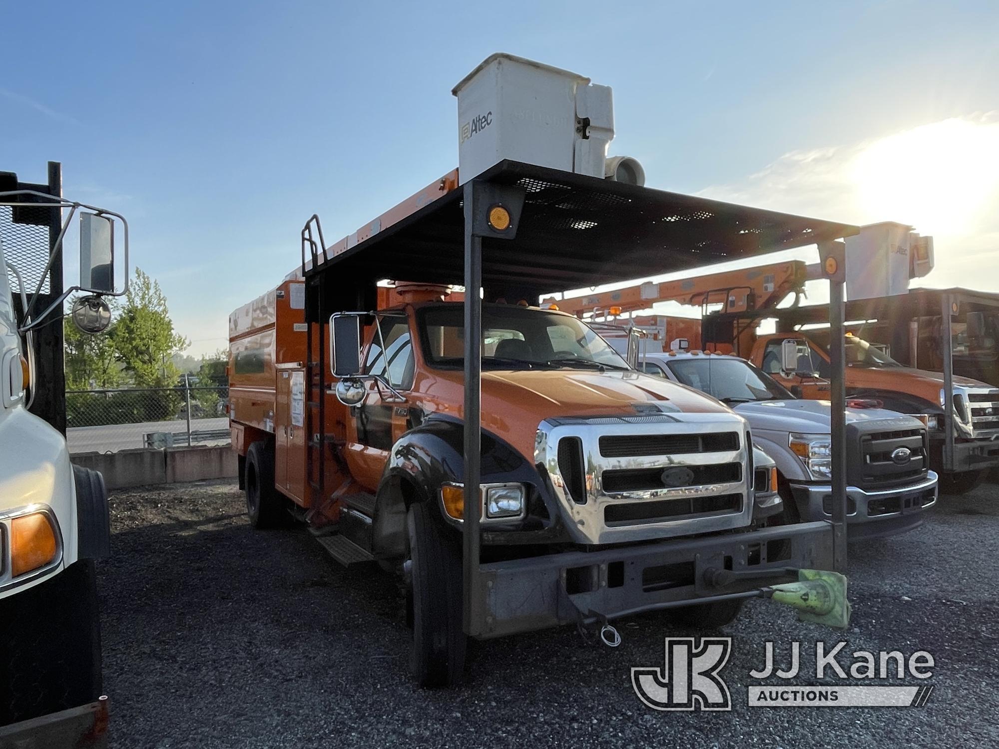 (Plymouth Meeting, PA) Altec LR756, Over-Center Bucket Truck mounted behind cab on 2015 Ford F750 Ch