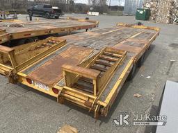 (Springfield, MA) 2013 Lucon Inc. Custom Heavy Haul 10T202ALP T/A Tagalong Equipment Trailer Decking