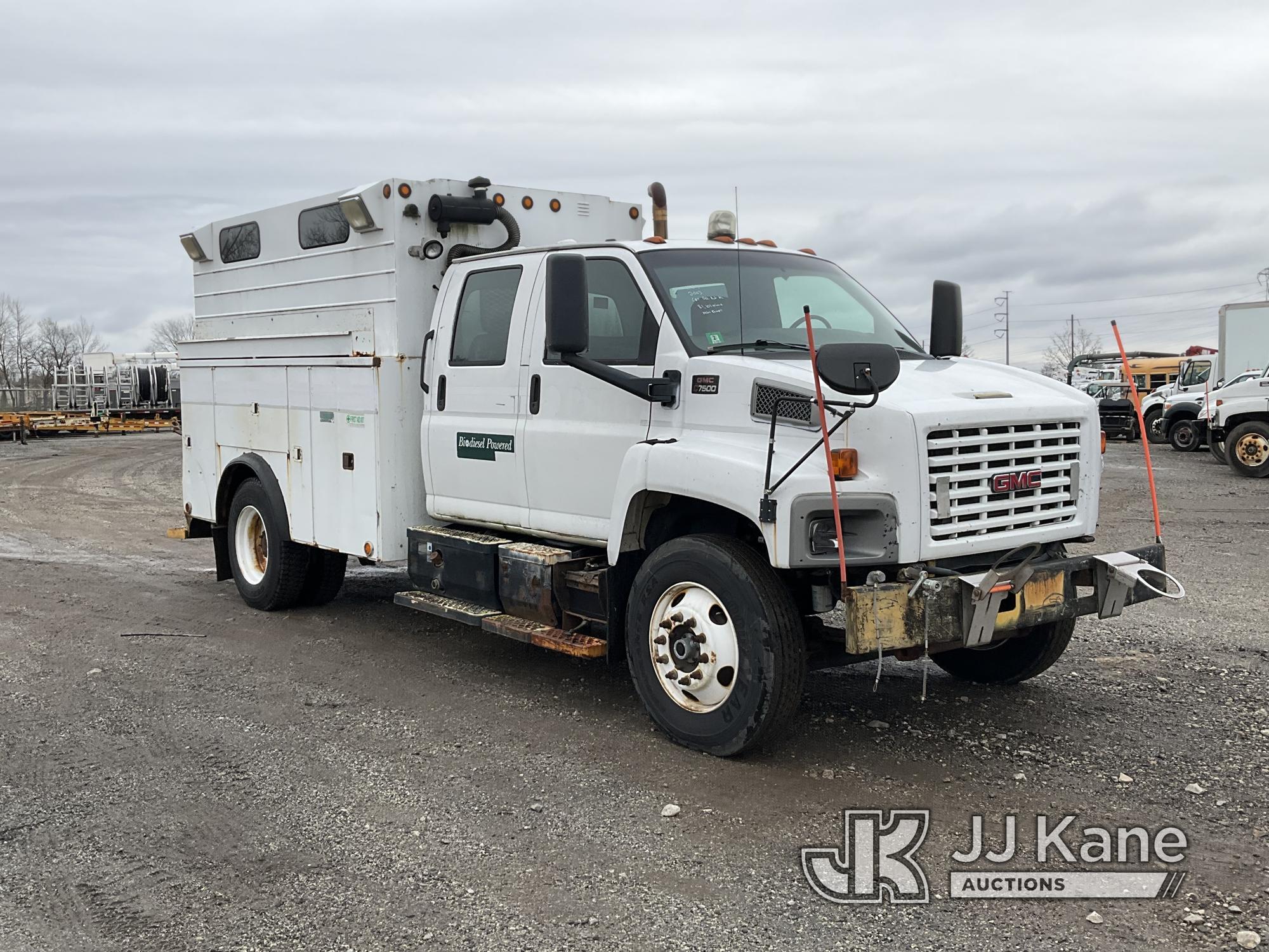 (Plymouth Meeting, PA) 2003 GMC C7500 Crew-Cab Enclosed Utility Truck Runs & Moves, Body & Rust Dama