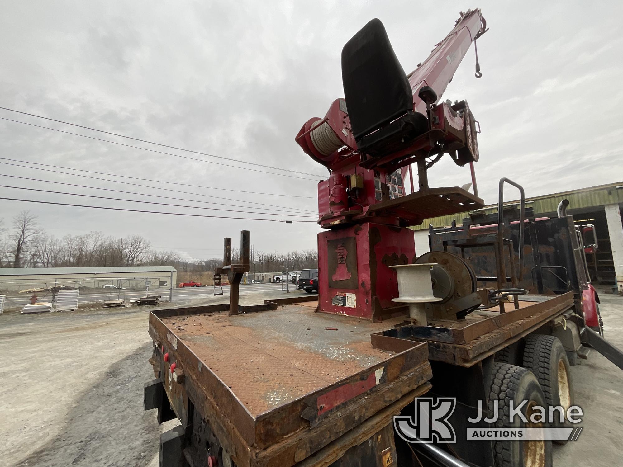 (Rensselaer, NY) Altec D3060A-TR, Digger Derrick rear mounted on 2011 Peterbilt 365 6x4 Flatbed/Util