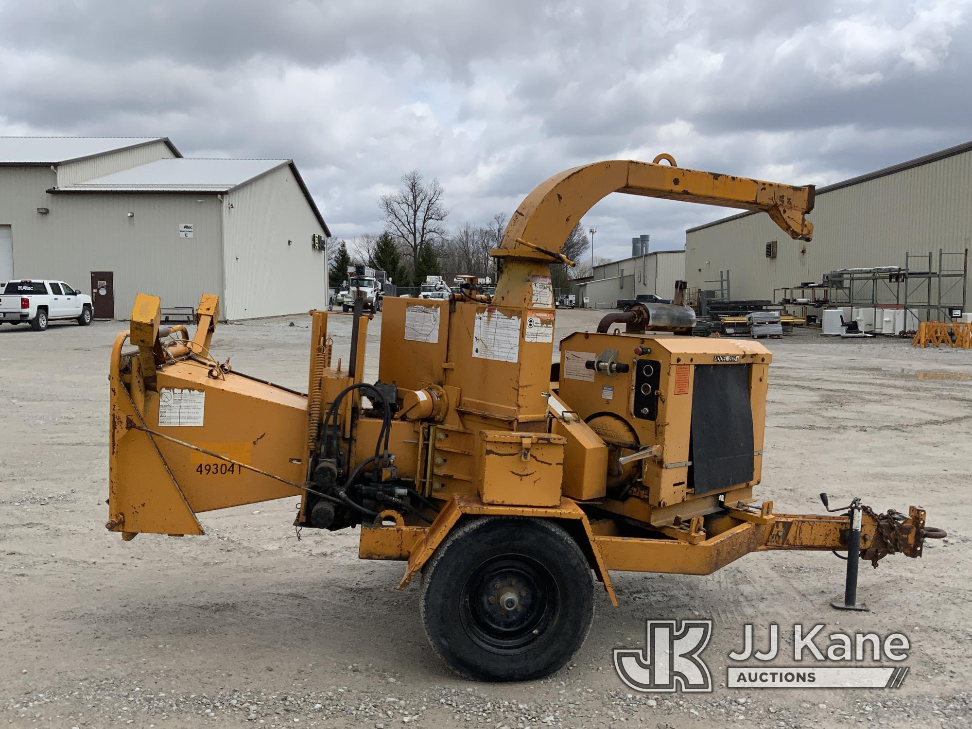 (Fort Wayne, IN) Bandit Industries 200+ Chipper (12in Disc), trailer mtd. NO TITLE) (Nor Running, Co