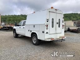 (Smock, PA) 2015 GMC Sierra 3500HD 4x4 Crew-Cab High Top Service Truck Title Delay) (Runs & Moves, R