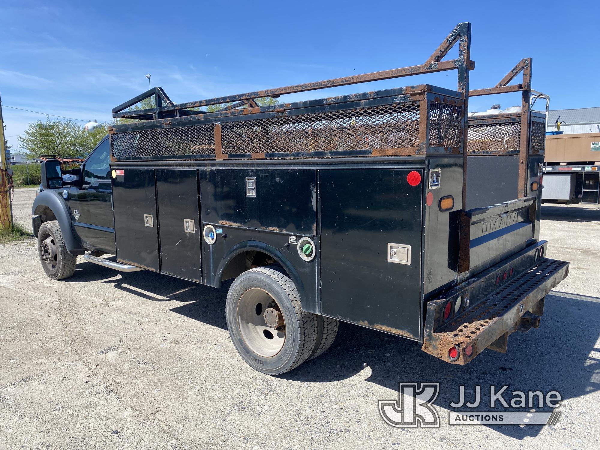 (University Park, IL) 2013 Ford F450 4x4 Service Truck Runs & Moves