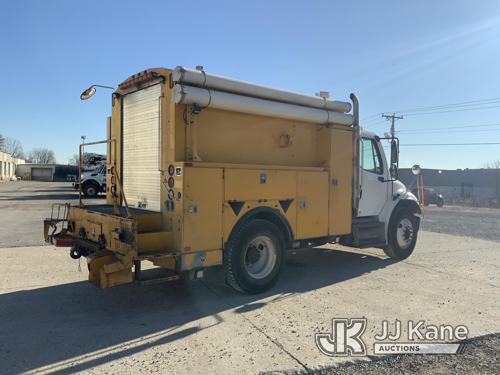 (Fort Wayne, IN) 2009 Freightliner M2 106 Enclosed Utility Truck Runs & Moves